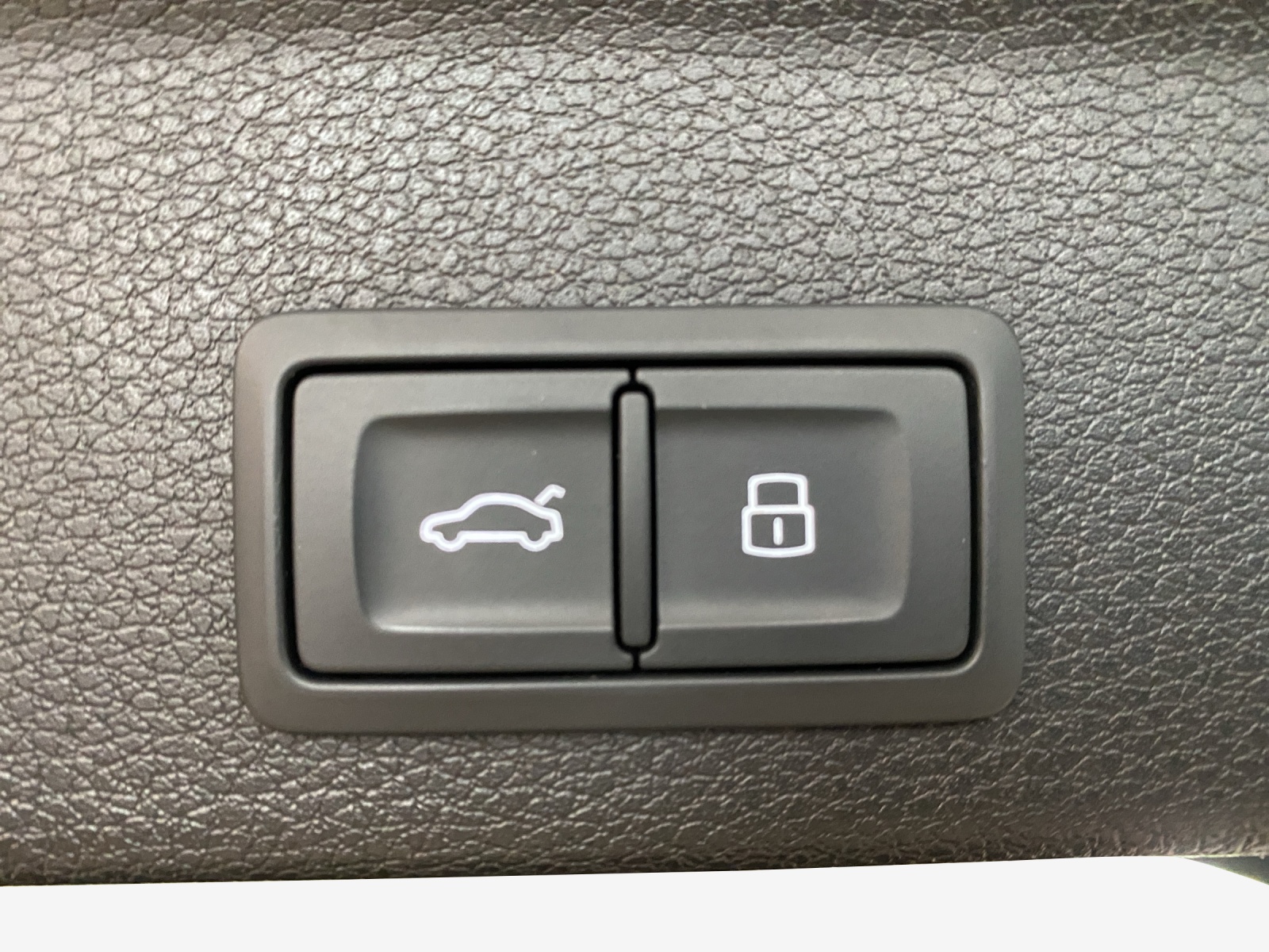 AUDI Q3 Sportback 35 TFSI S line Attraction S-tronic-image-13