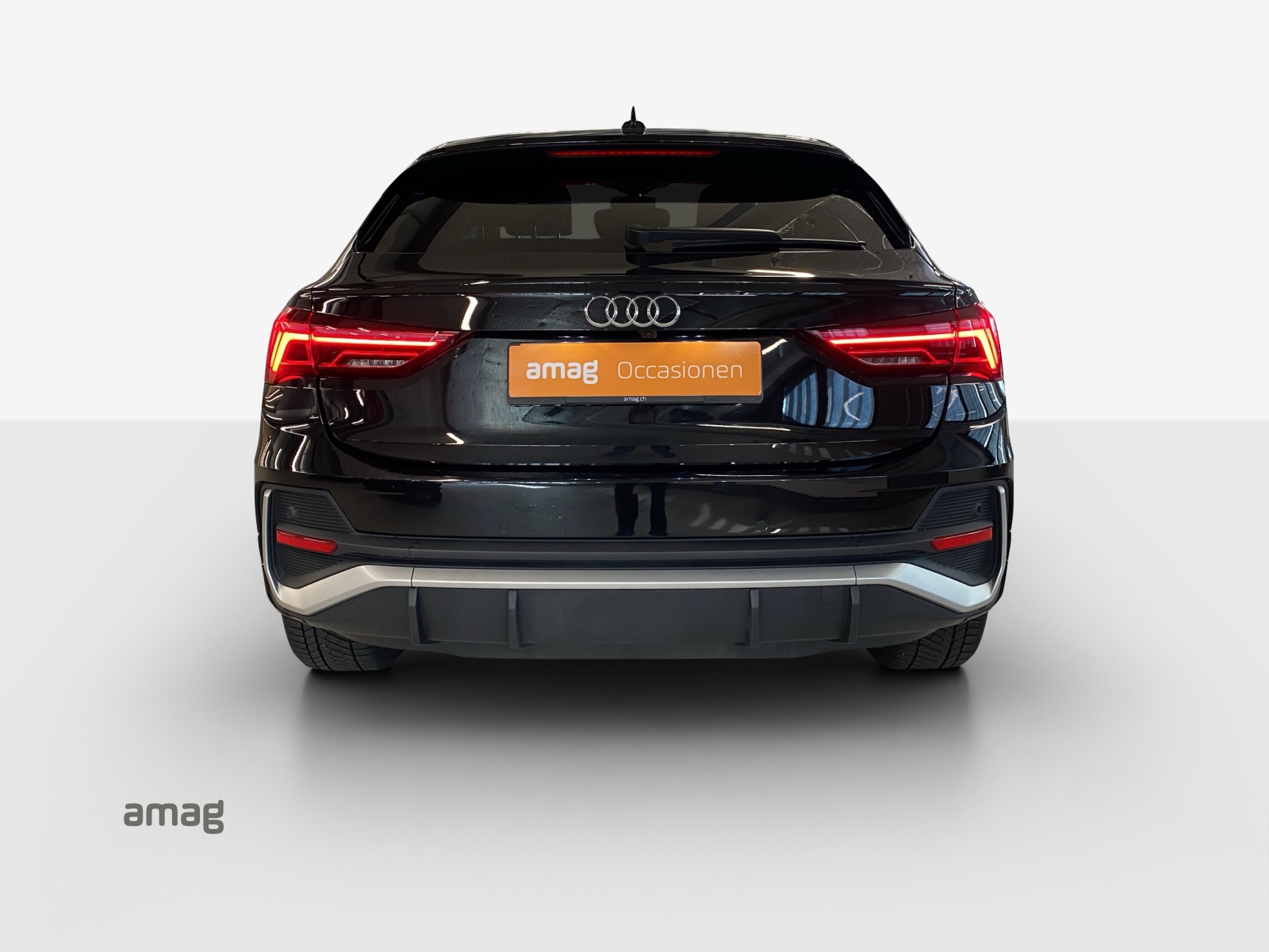 AUDI Q3 Sportback 35 TFSI S line Attraction S-tronic-image-3