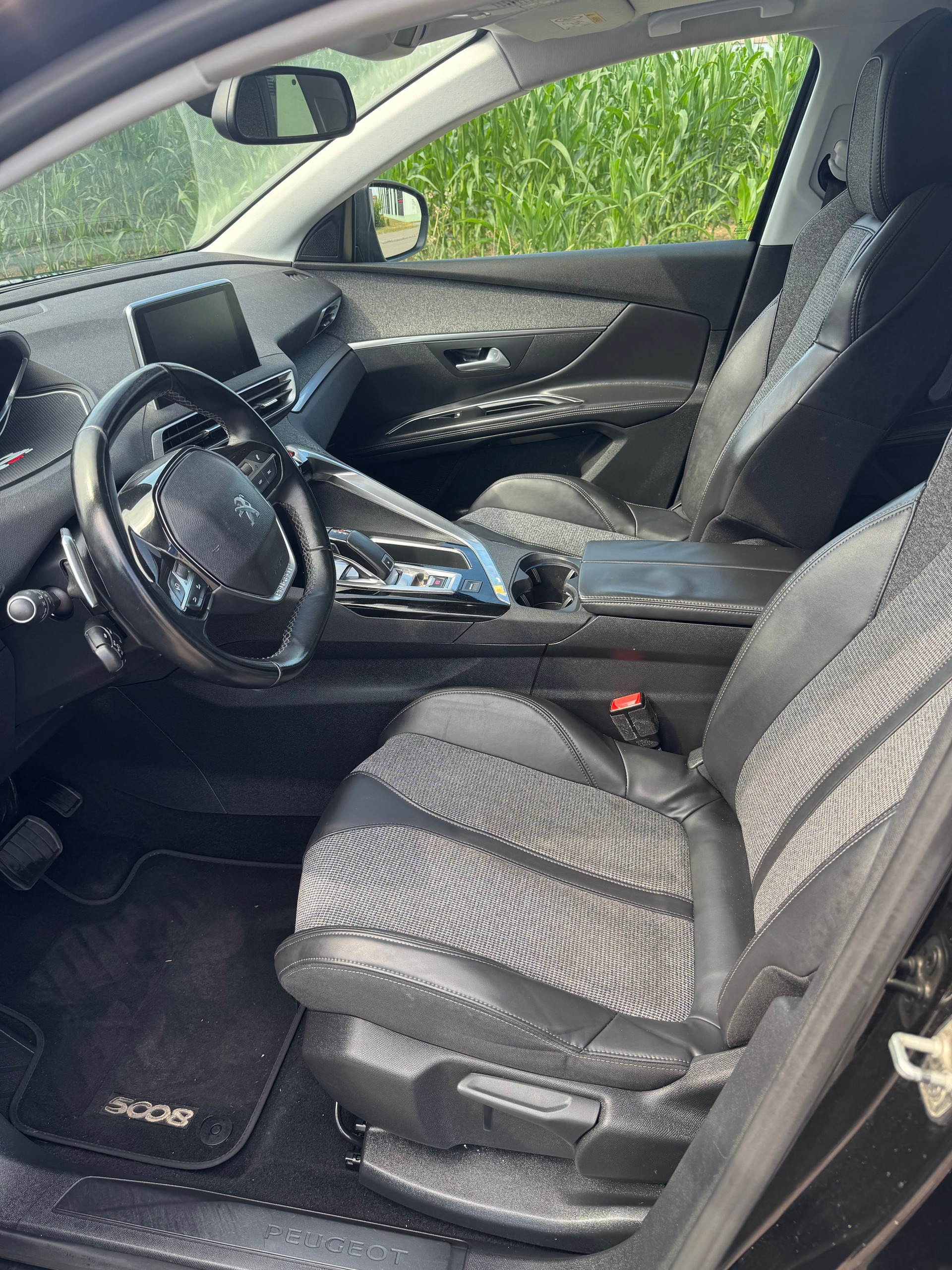 PEUGEOT 5008 1.5 BlueHDi Business Line ETA-image-13
