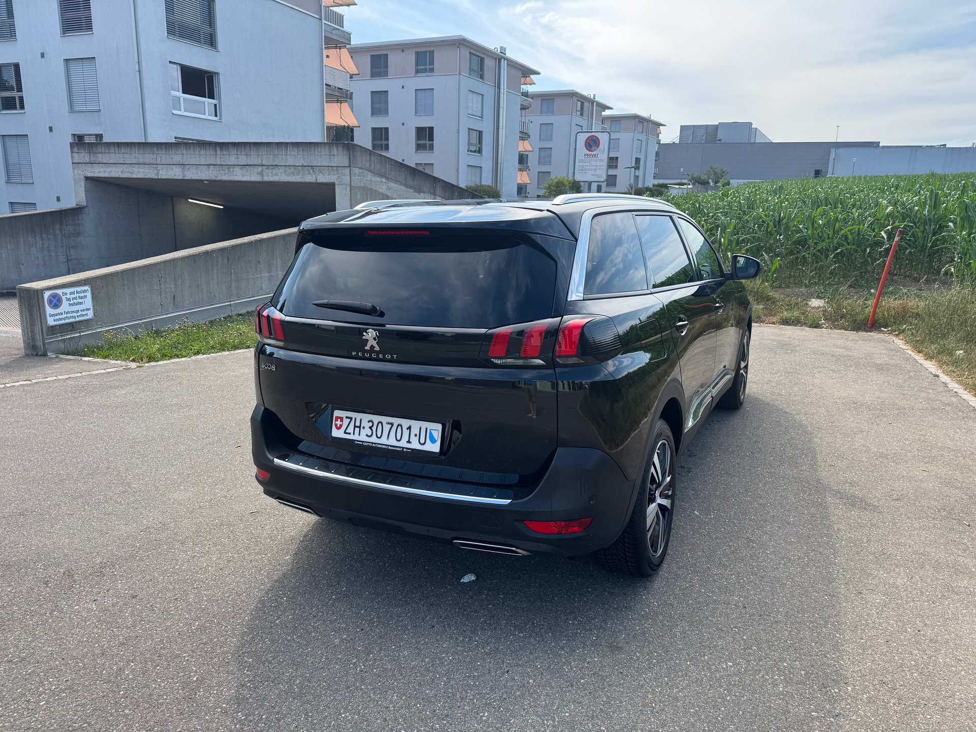 PEUGEOT 5008 1.5 BlueHDi Business Line ETA-image-3