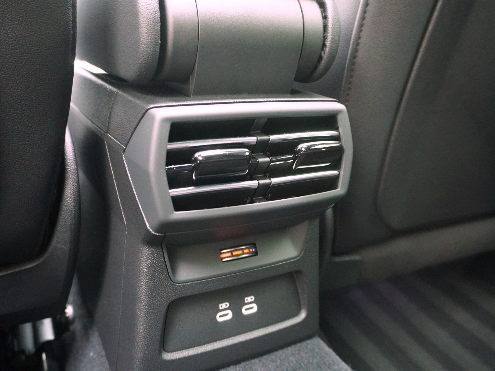 AUDI A3 Sportback 40 TFSI e S line S-Tronic **Audi Werksgarantie bis 04/2030**-image-15