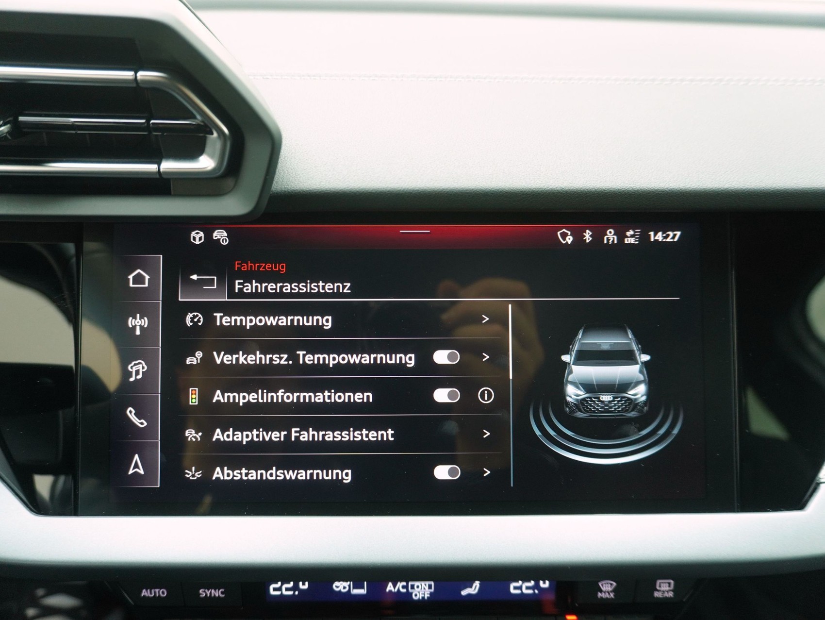 AUDI A3 Sportback 40 TFSI e S line S-Tronic **Audi Werksgarantie bis 04/2030**-image-28