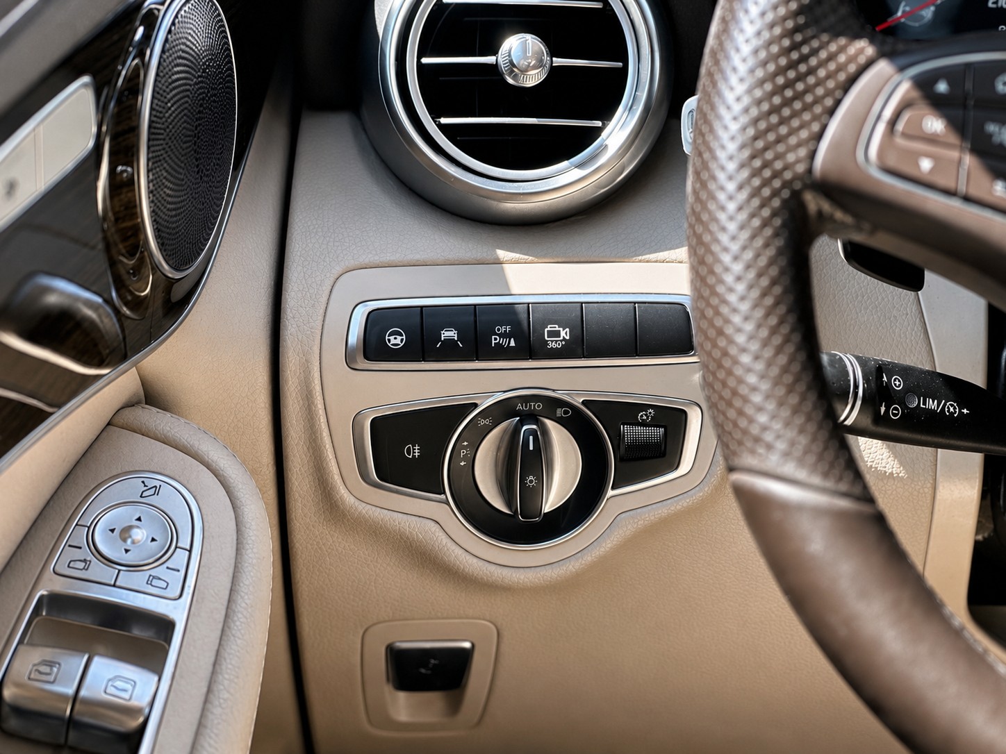 MERCEDES-BENZ GLC Coupé 250 d AMG Line 4Matic 9G-Tronic-image-13