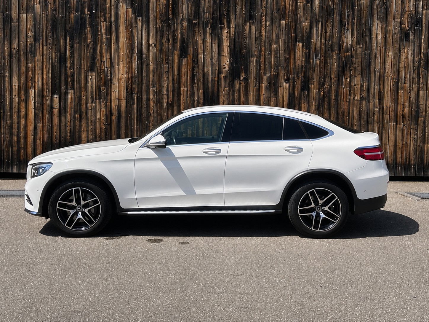 MERCEDES-BENZ GLC Coupé 250 d AMG Line 4Matic 9G-Tronic-showroom-element-1
