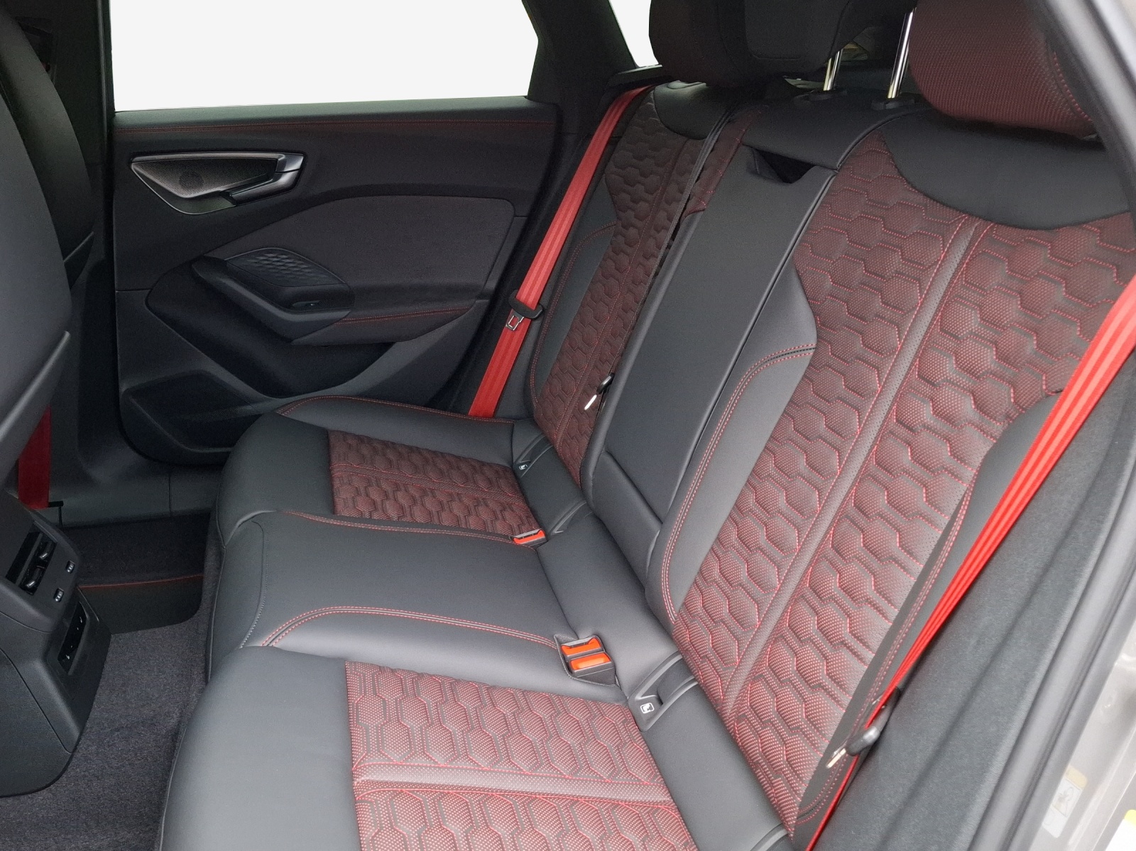 AUDI RS 5 Avant TFSI 470 kW Tiptronic quattro-image-11