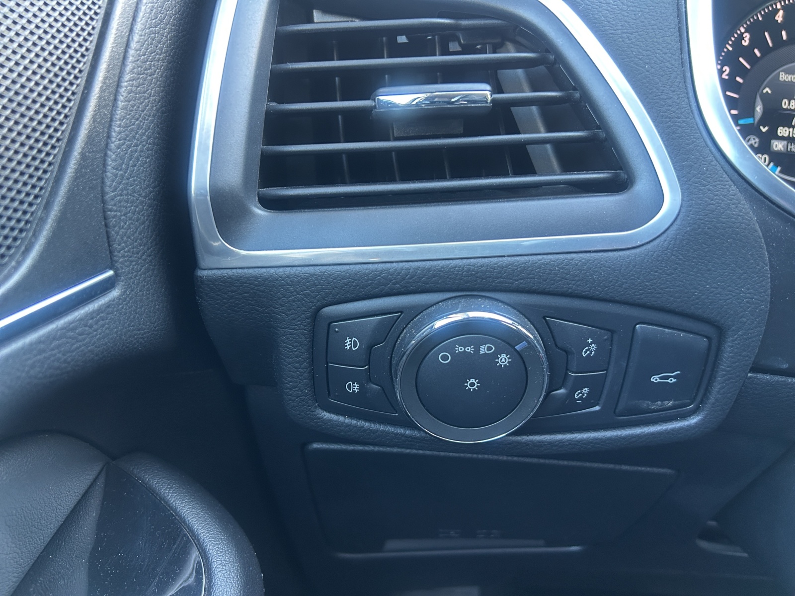 FORD Galaxy 2.0 TDCi Titanium PowerShift-image-12