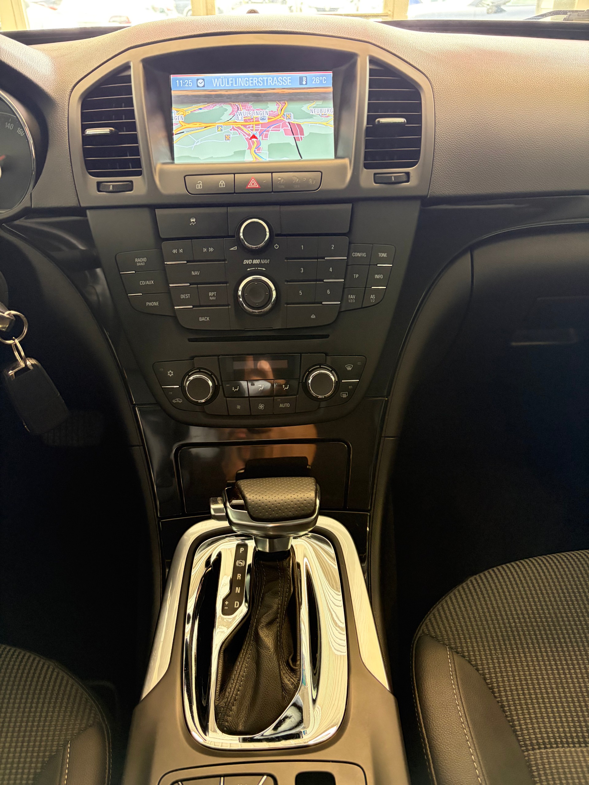 OPEL Insignia 2.0 Turbo Cosmo Automatic | CH Fahrzeug | MFK 05/2026 |-image-14