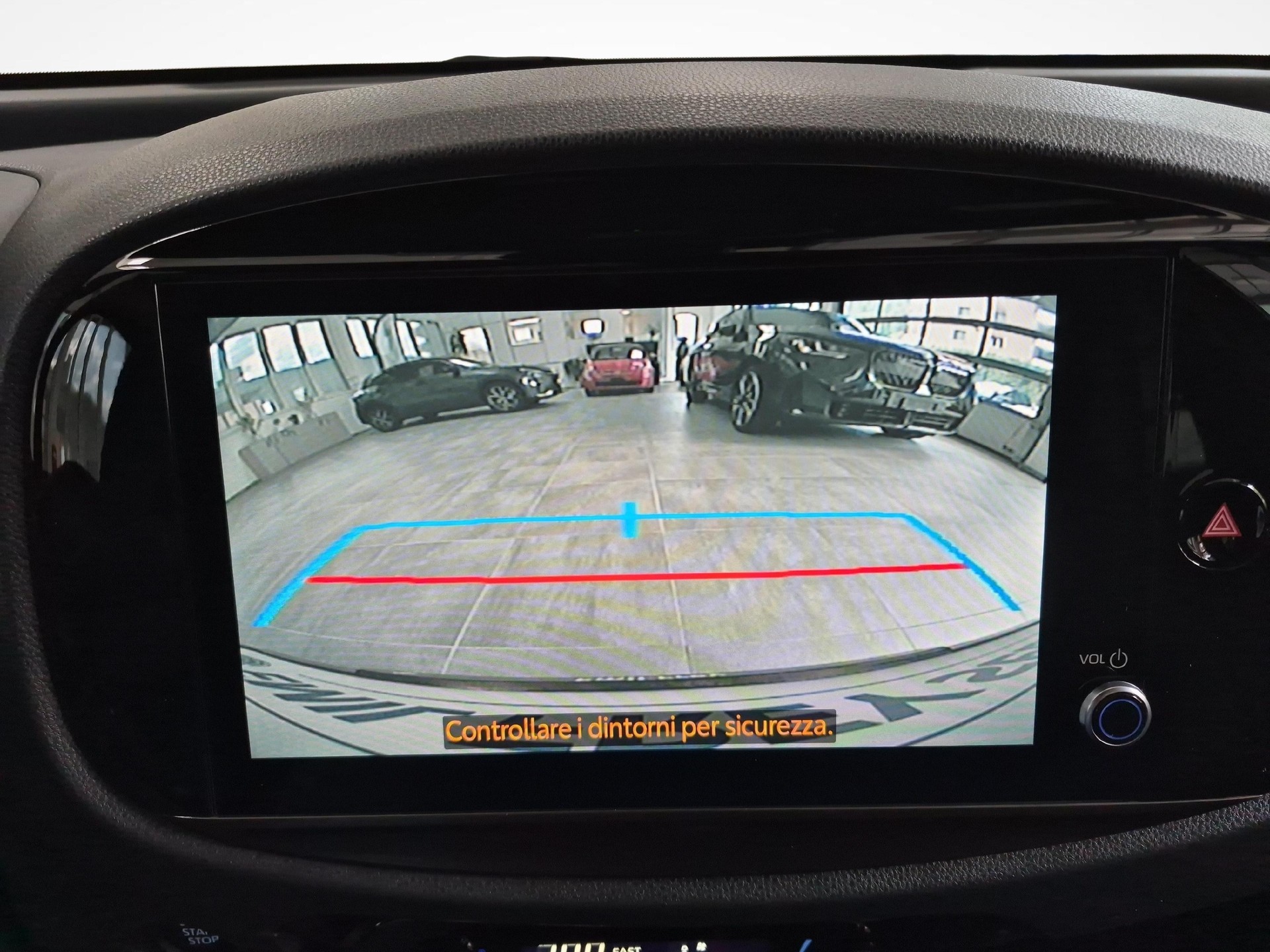 TOYOTA Aygo X 1.0 VVT-i Trend - Ruote invernali & Servizi inclusi-image-12