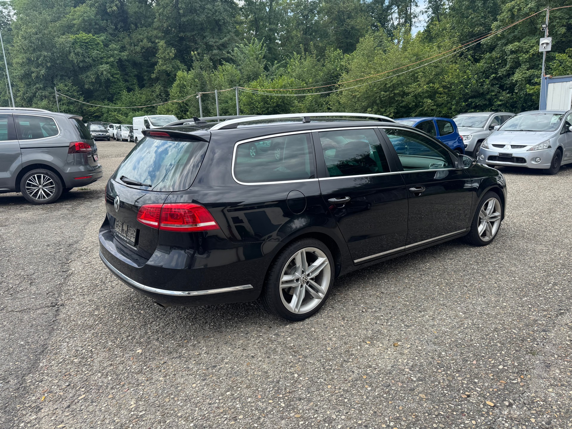 VW PASSAT-image-6