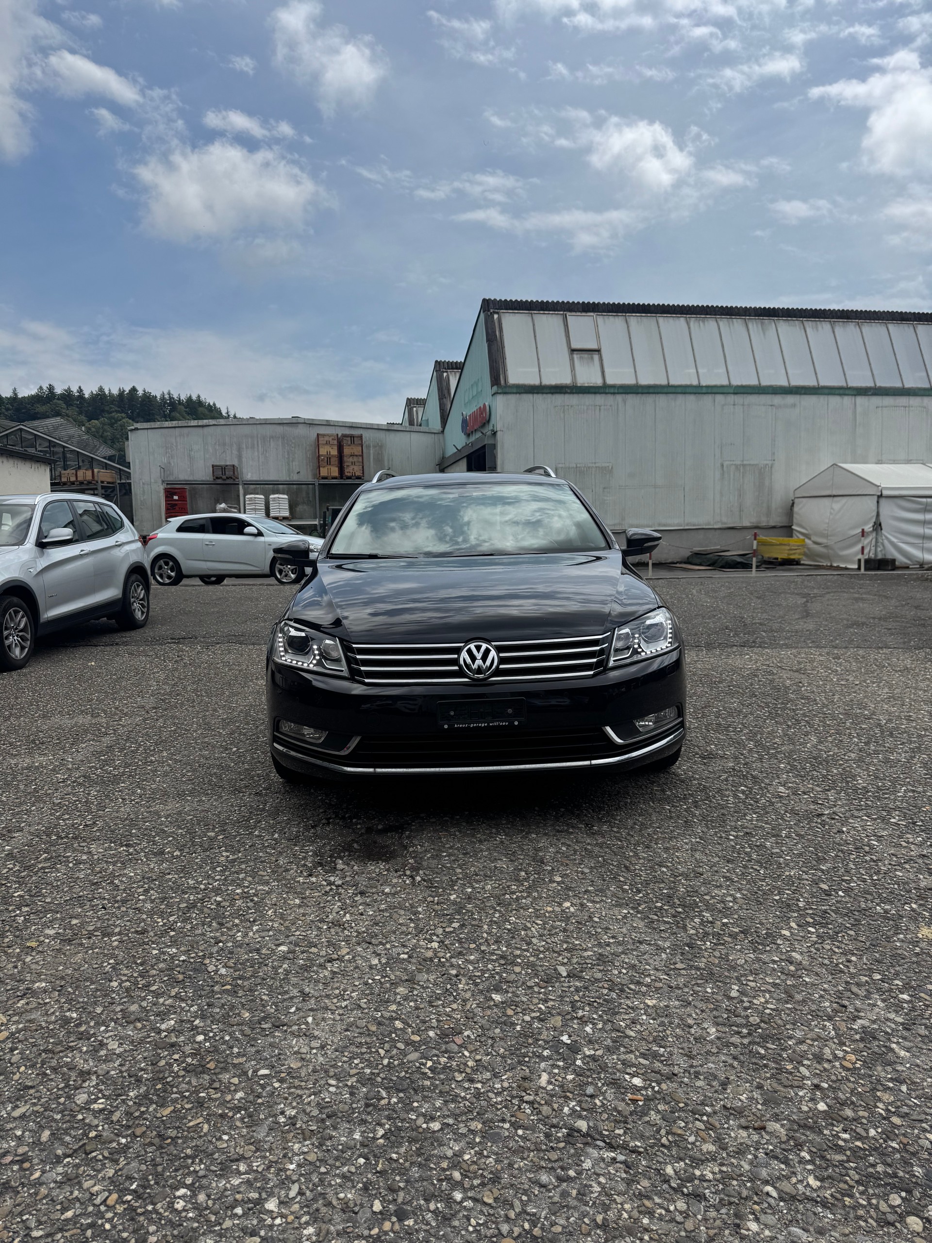 VW PASSAT-image-0