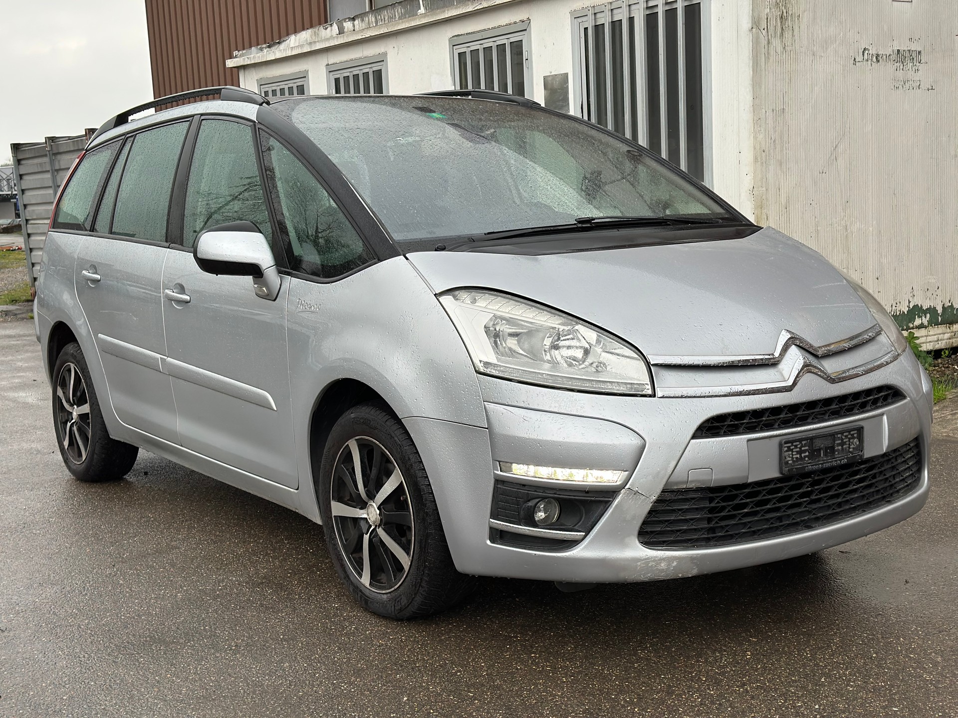 CITROEN Grand C4 Picasso 1.6 HDI 16V Attraction EGS6-image-0