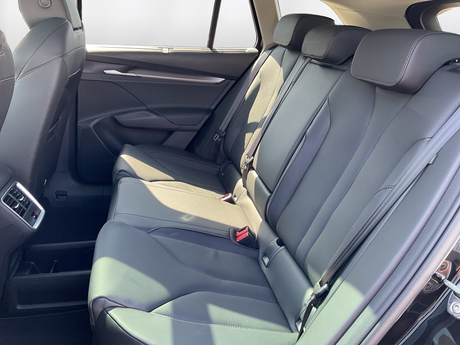 SKODA Enyaq 85 Selection-image-10
