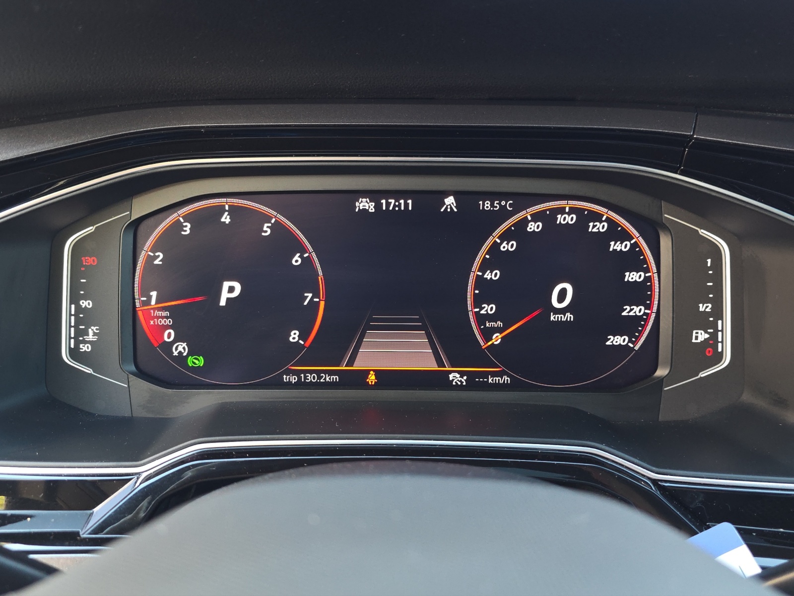 VW Polo 2.0 TSI GTI DSG mit Panoramadach, Rückfahrkamera, ACC, Navi, BeatsAudio, usw.-image-18