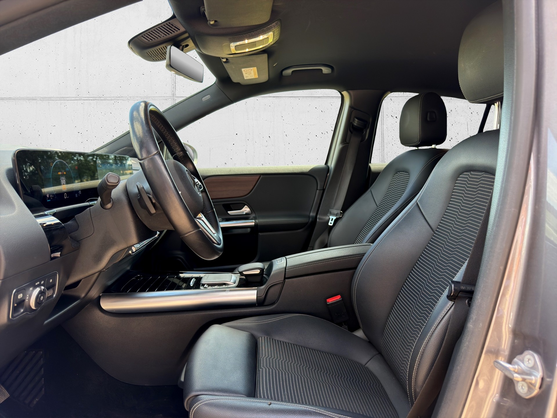 MERCEDES-BENZ GLA 200 4Matic Progressive 8G-DCT-image-10