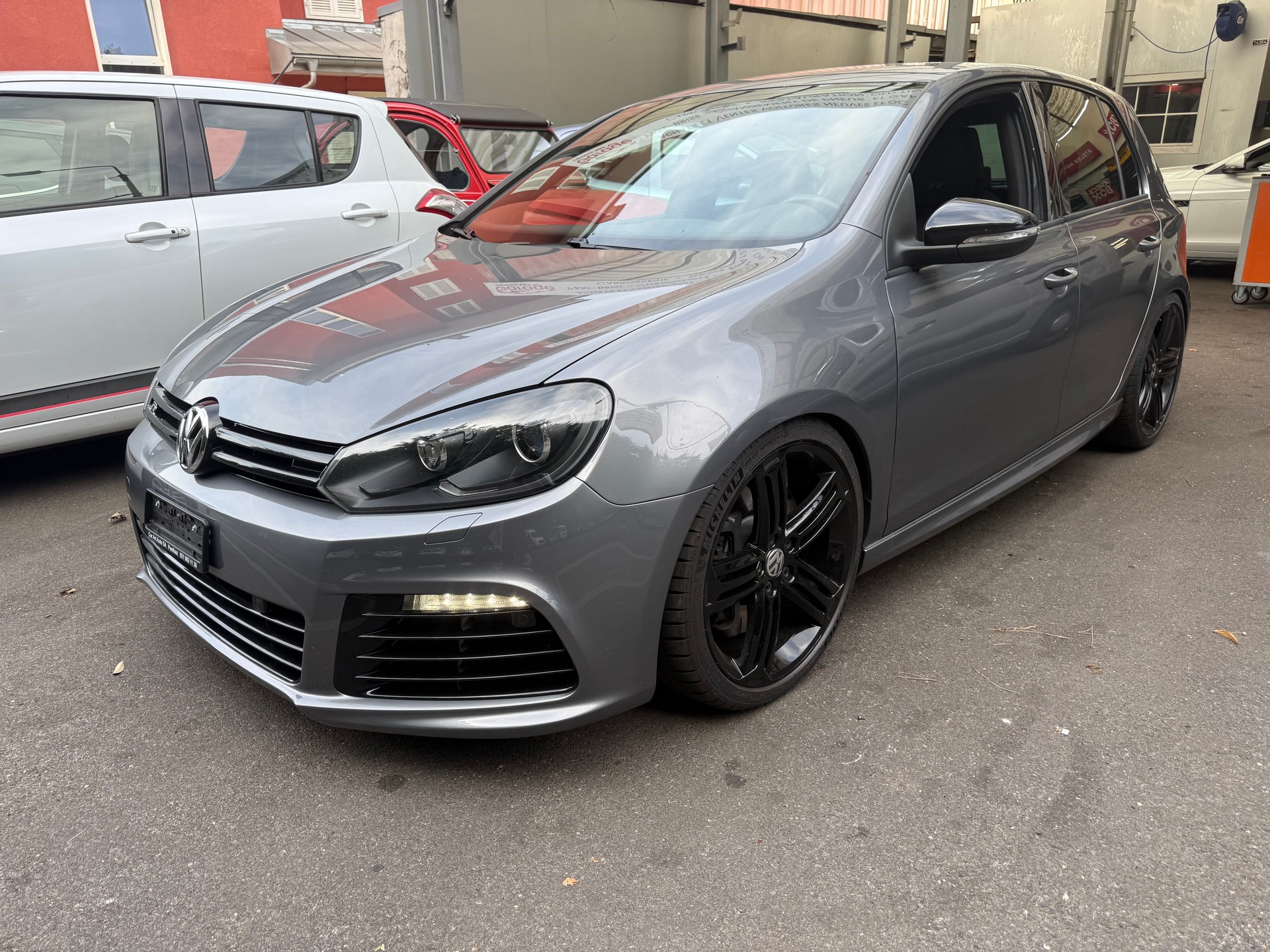 VW Golf 2.0 TSI R 4Motion DSG-image-0