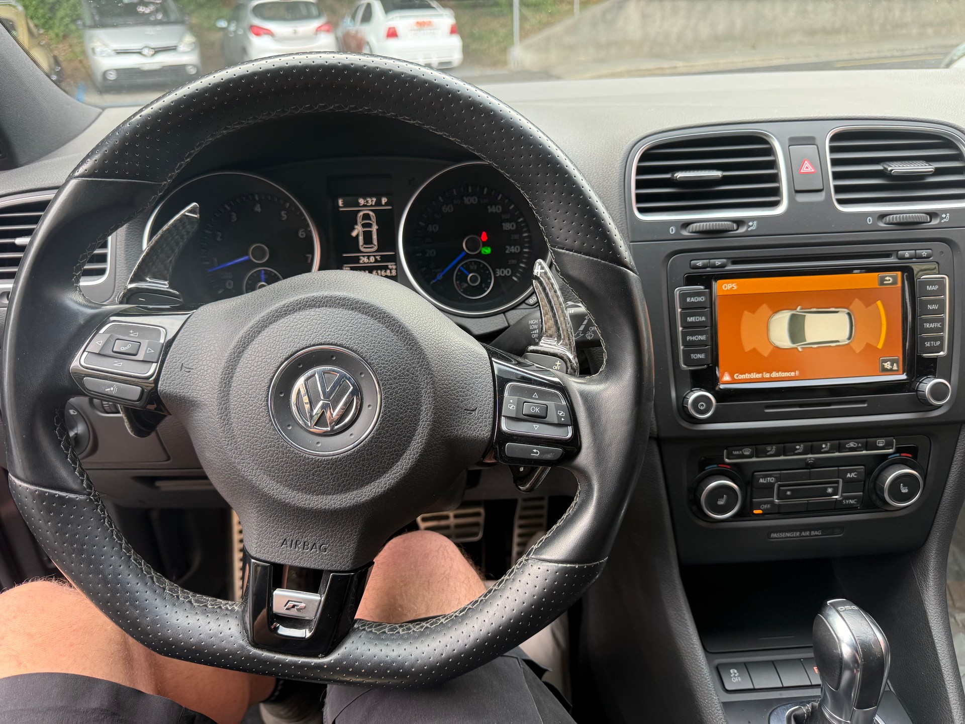 VW Golf 2.0 TSI R 4Motion DSG-image-13