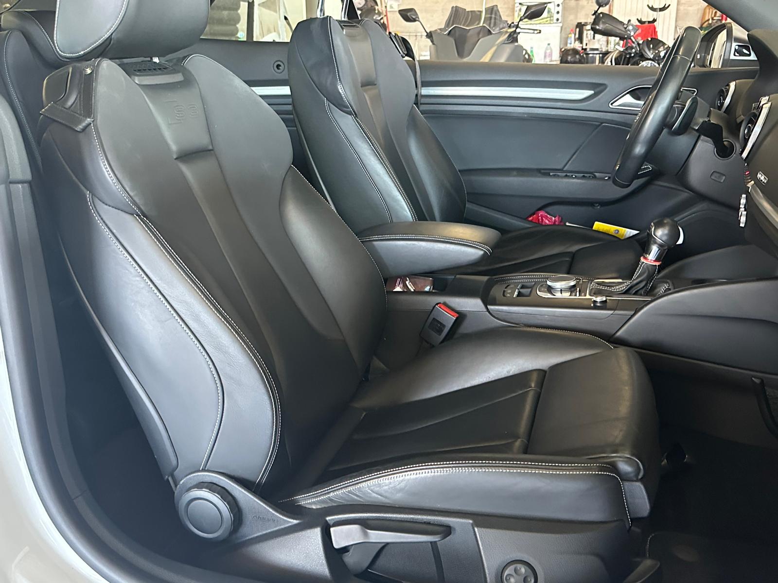 AUDI S3 Cabrio 2.0 TFSI quattro S-tronic-image-4