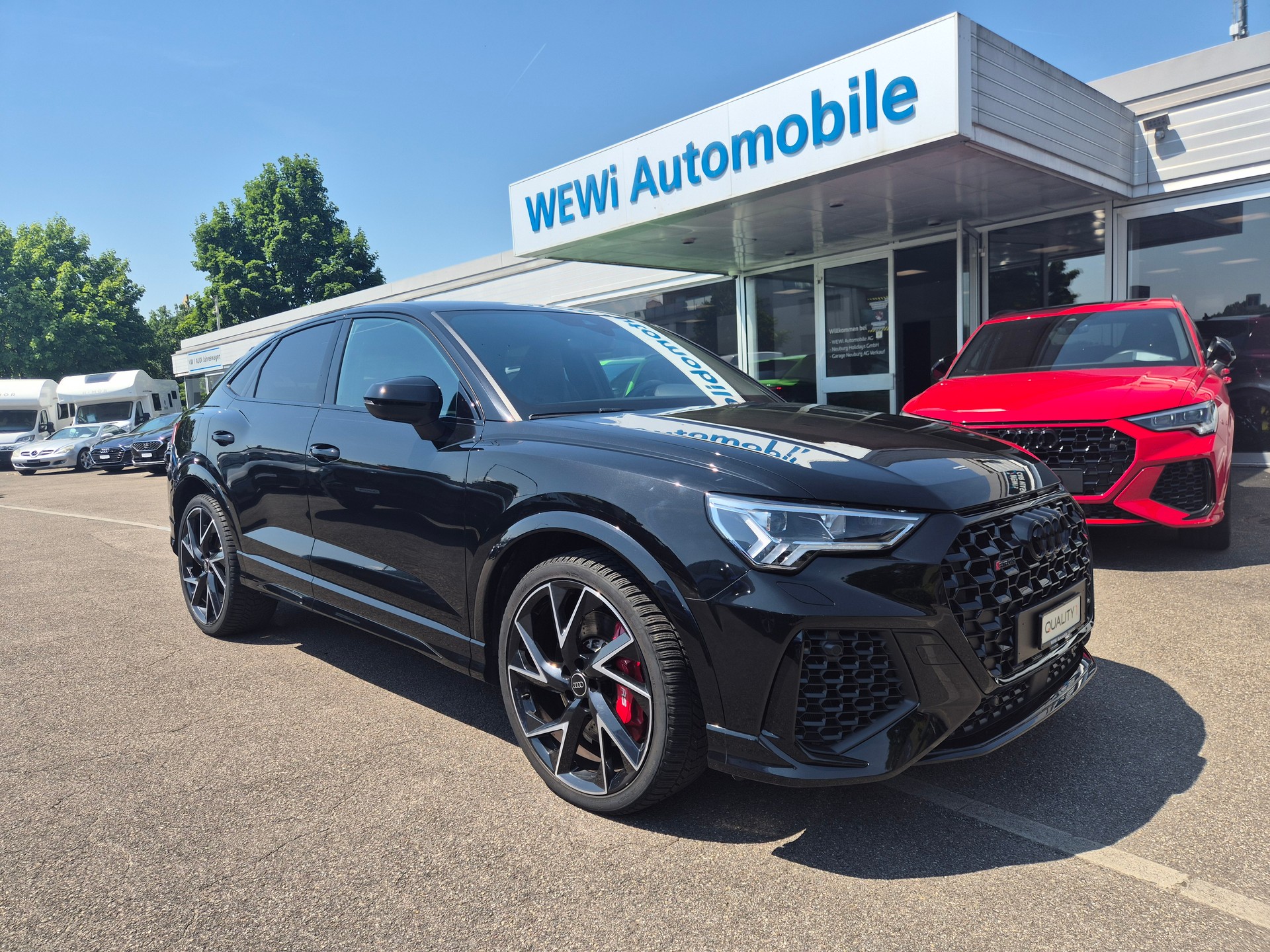 AUDI RS Q3 Sportback quattro S tronic-image-2