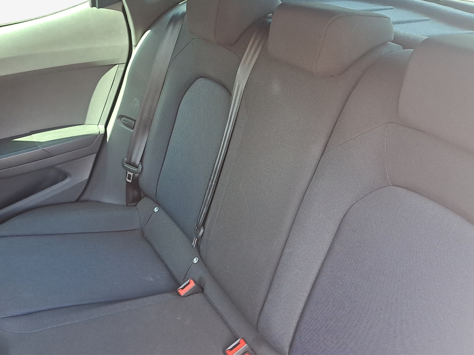 SEAT Ibiza 1.0 EcoTSI 75 Edition DSG-image-11