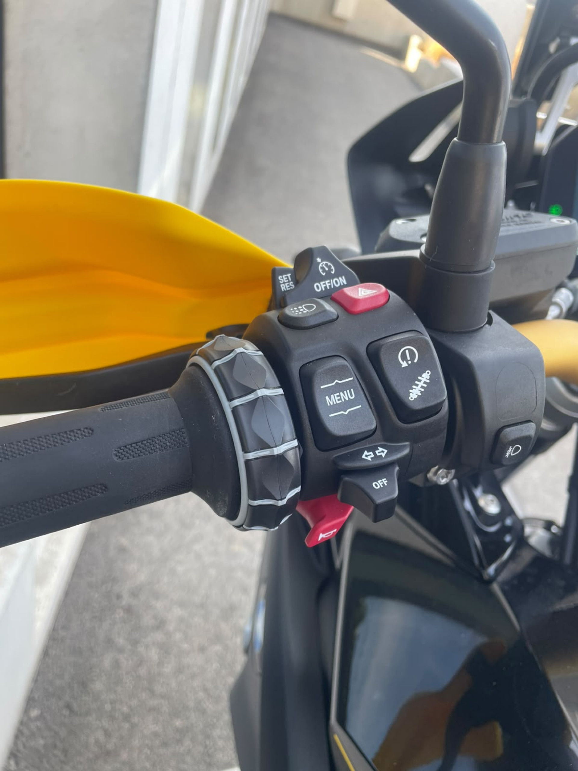 BMW R 1250 GS Edition 40 Years GS-image-5