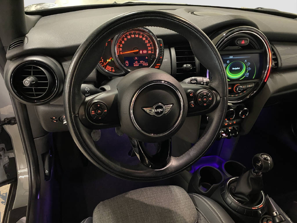 MINI Mini F56 1.5i Cooper-image-9