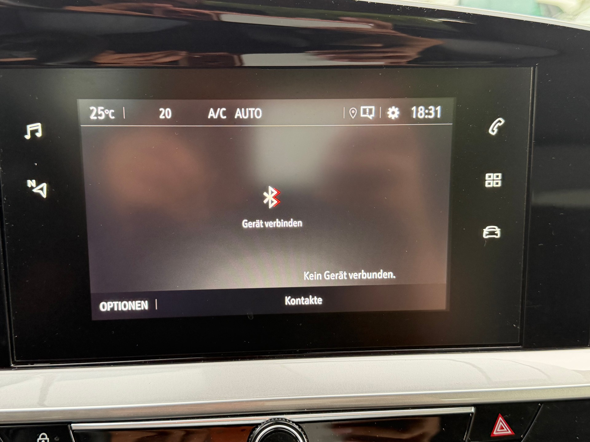 OPEL Mokka 1.2 Direct Injection Turbo Elegance Aut.-image-23