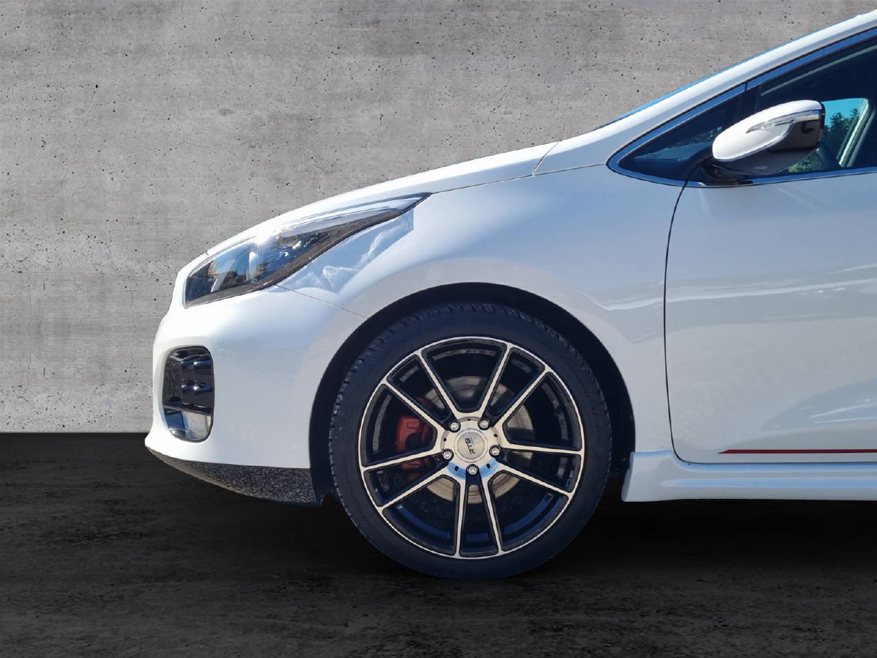 KIA Cee'd 1.6 CRDi Trend-image-9