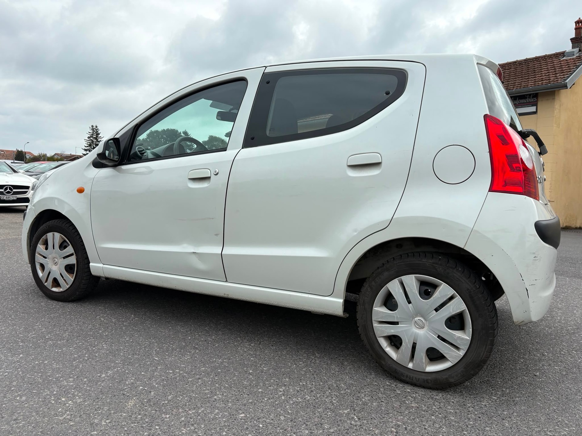 NISSAN Pixo 1.0 more-image-5