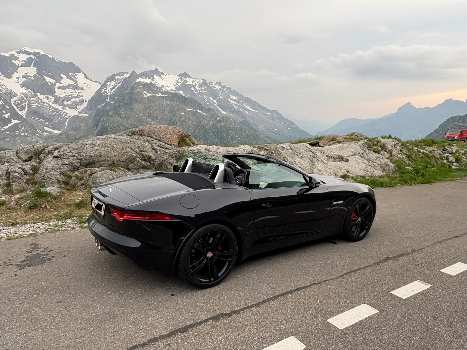 JAGUAR 3.0 V6 S AWD-image-1