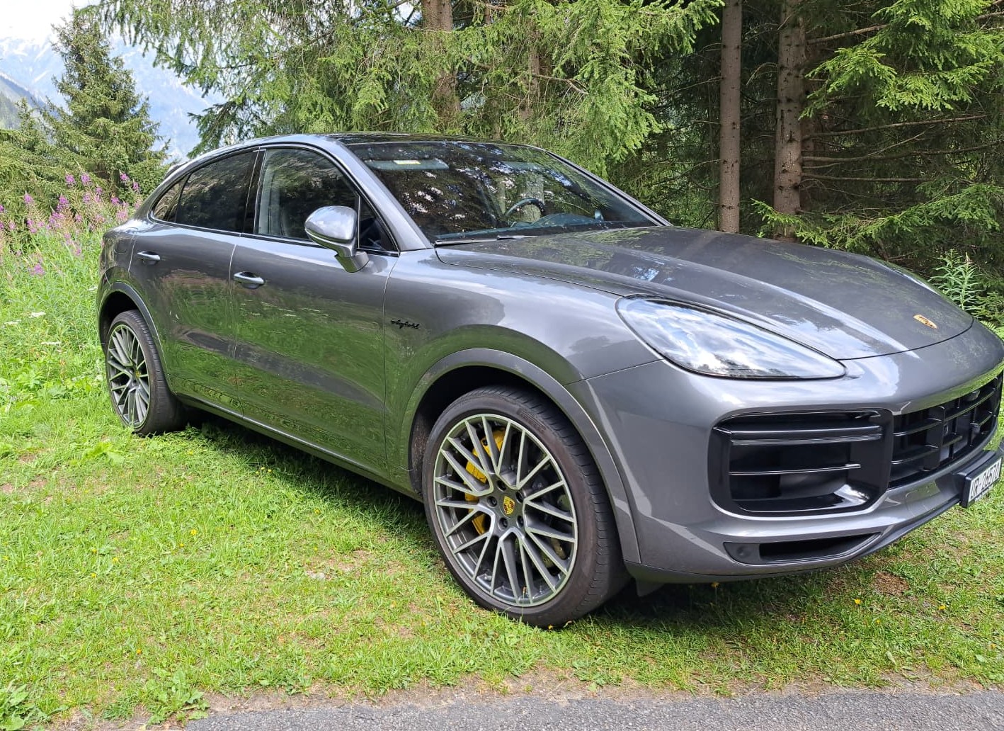 PORSCHE Turbo S E-Hybrid Coupé (neue Hochvolt-Batterie 11/25)