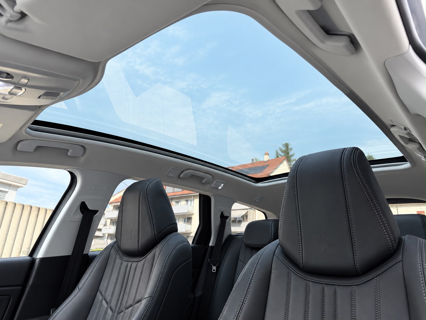 PEUGEOT 308 SW 1.2 THP Féline Automatic-image-14