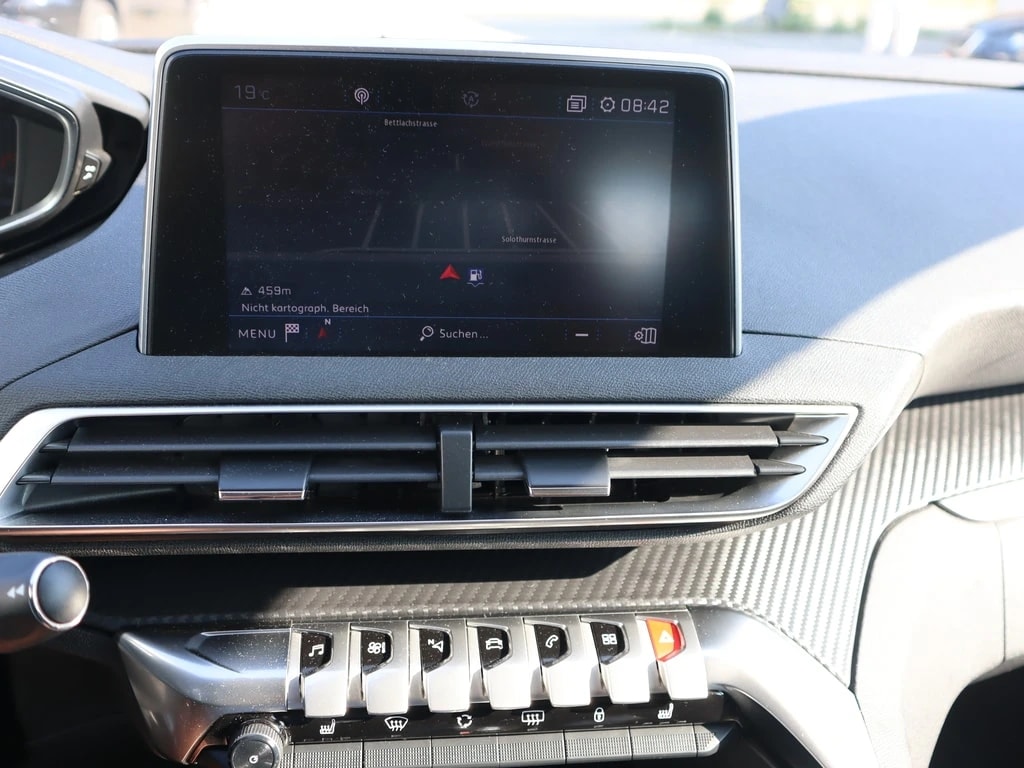 PEUGEOT 5008 1.5 BlueHDi Business Line EAT ** G.Navigation ** 5-Plätzer ** Ab MFK & Service **-image-7