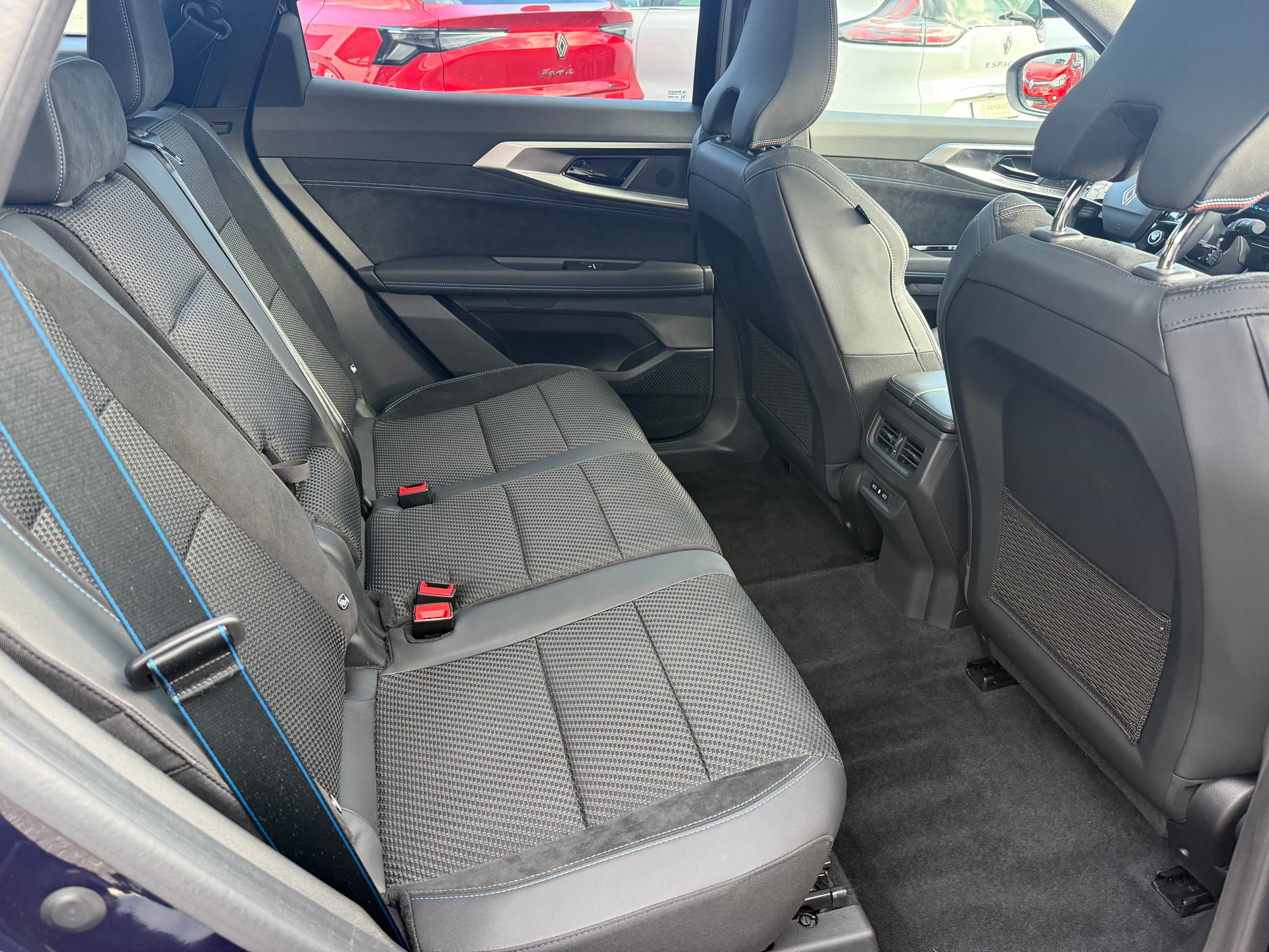 RENAULT Espace 1.2 E-Tech 200 Esprit Alpine 7-Sitze-image-10
