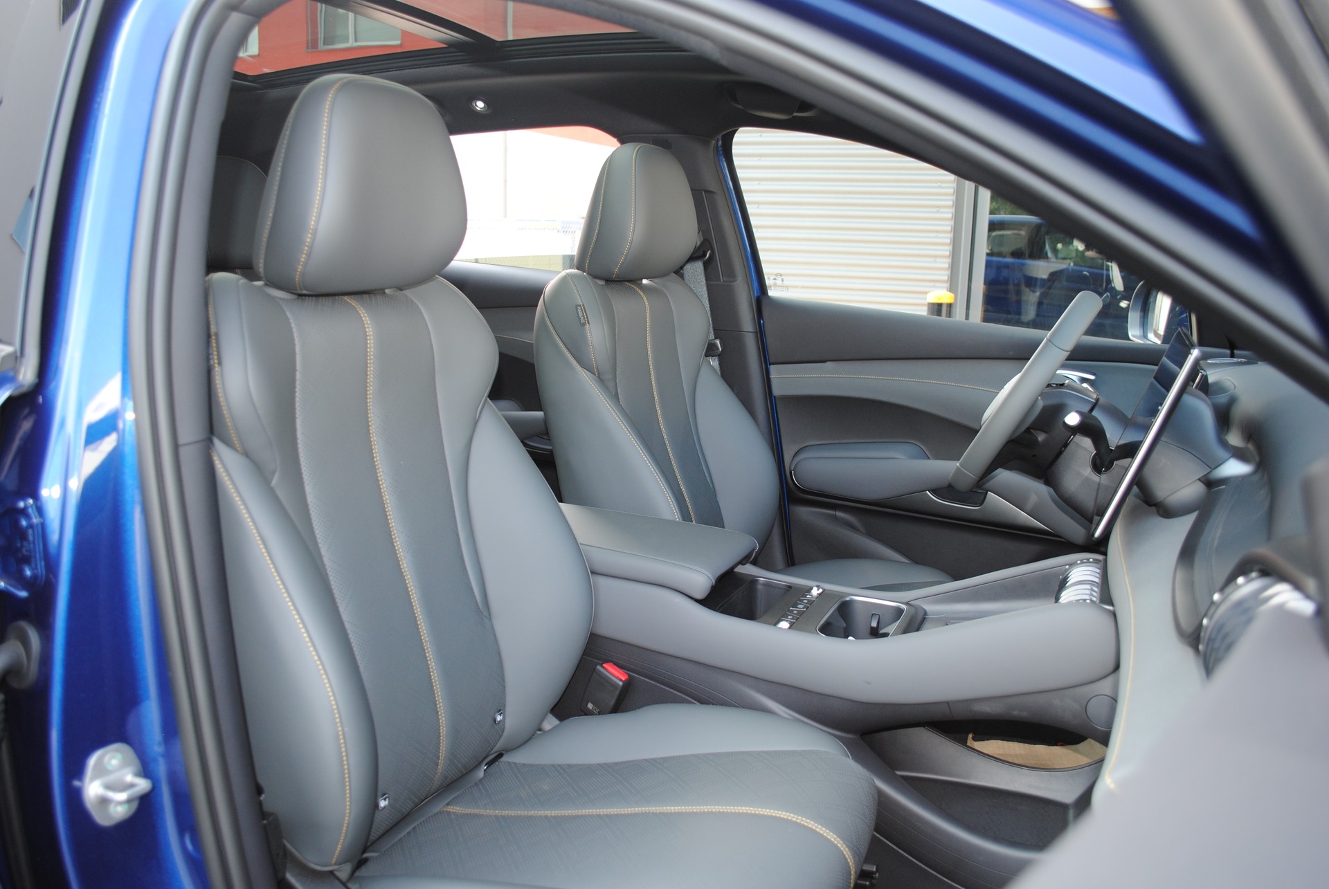 BYD Atto 3 EVO 74.8 kWh Excellence AWD-image-15