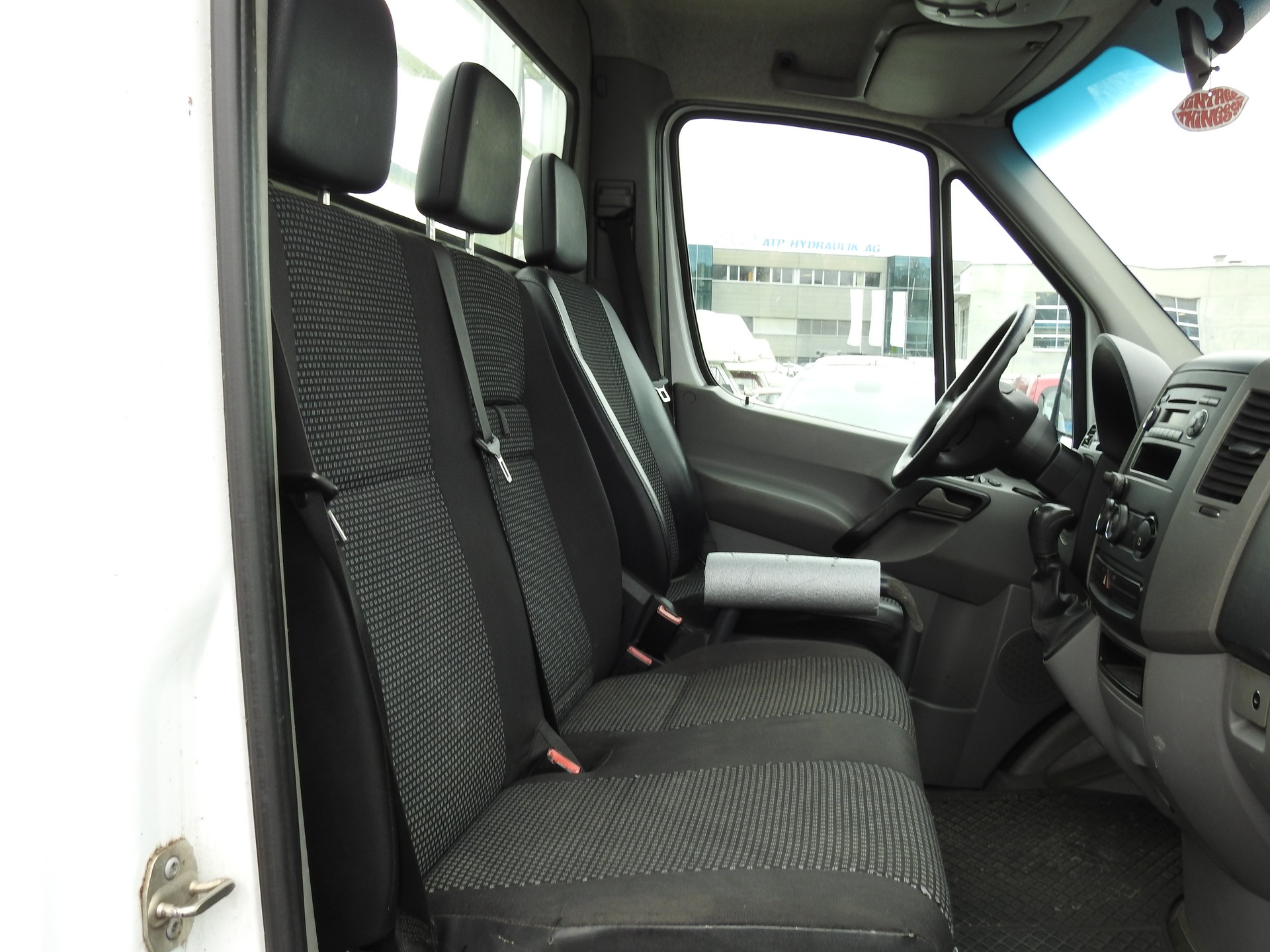 MERCEDES-BENZ Sprinter 315 CDI Standard-image-15