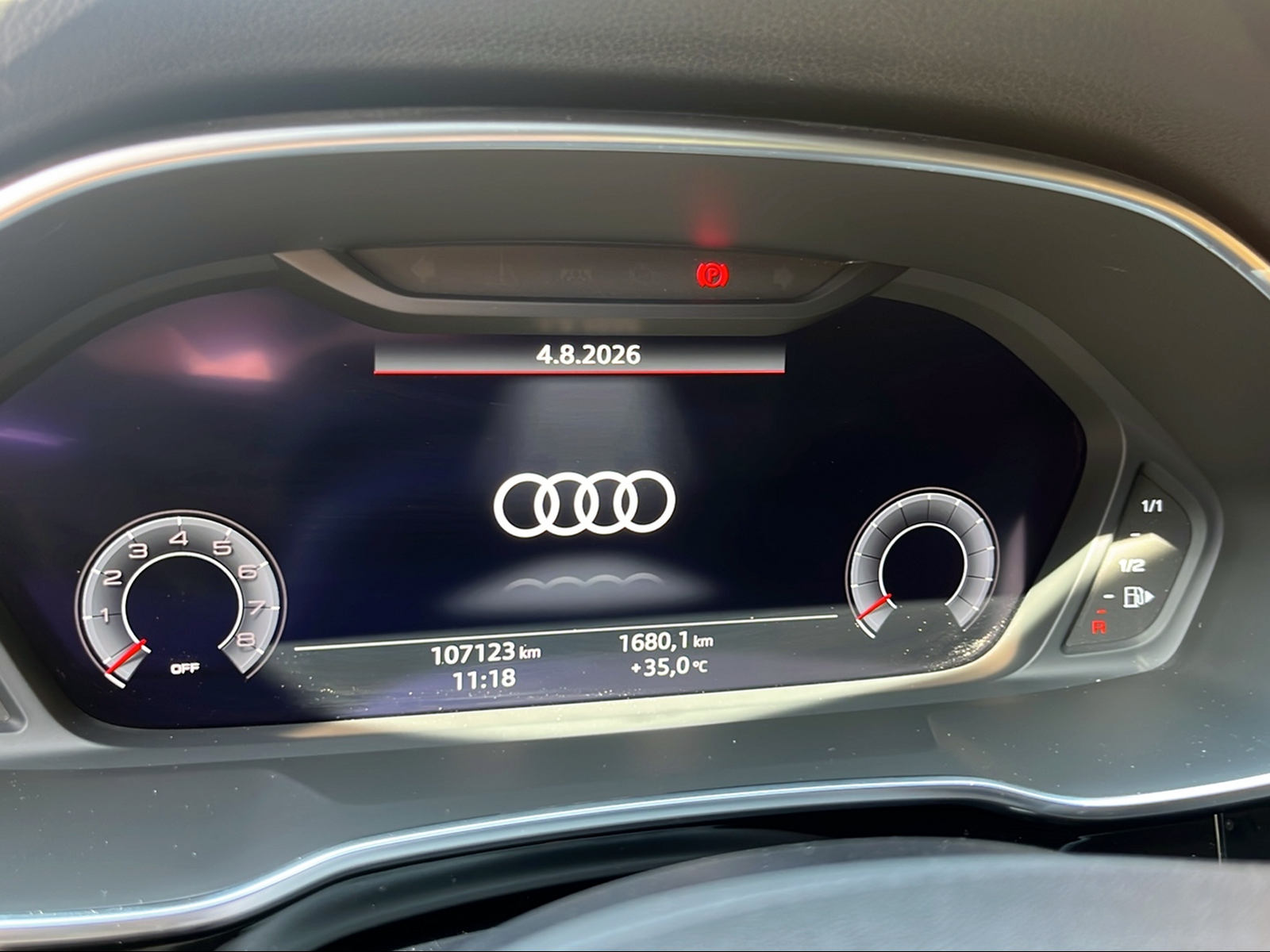 AUDI Q3 45 TFSI S line quattro S-tronic-image-4