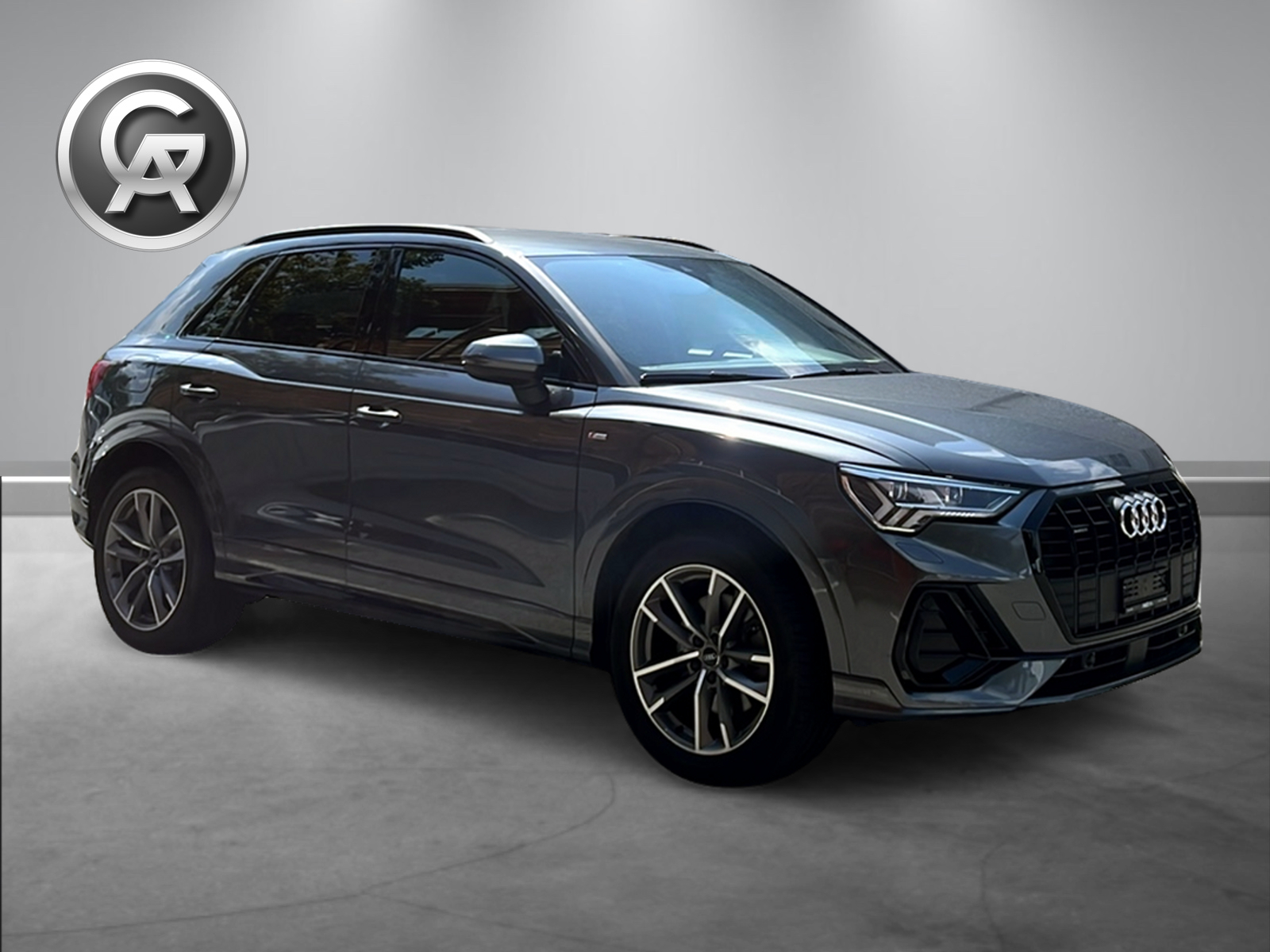 AUDI Q3 45 TFSI S line quattro S-tronic-image-0