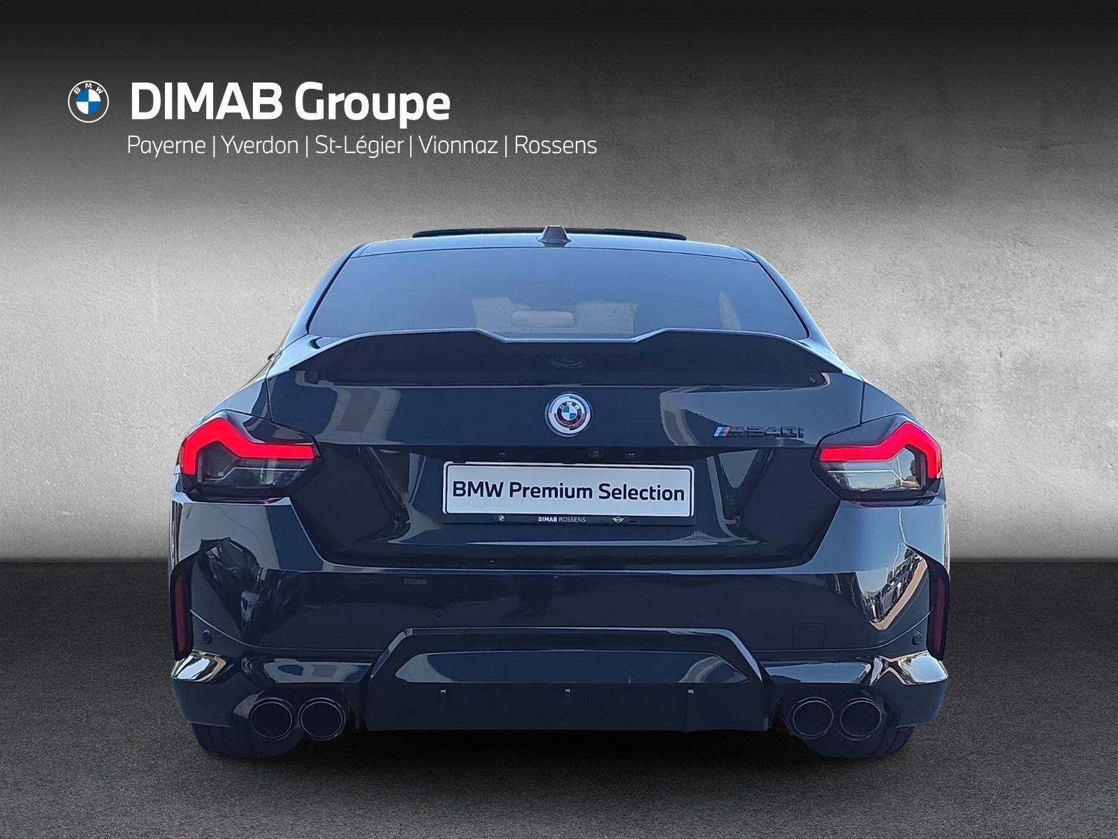 BMW M240i xDrive Coupé-showroom-element-3