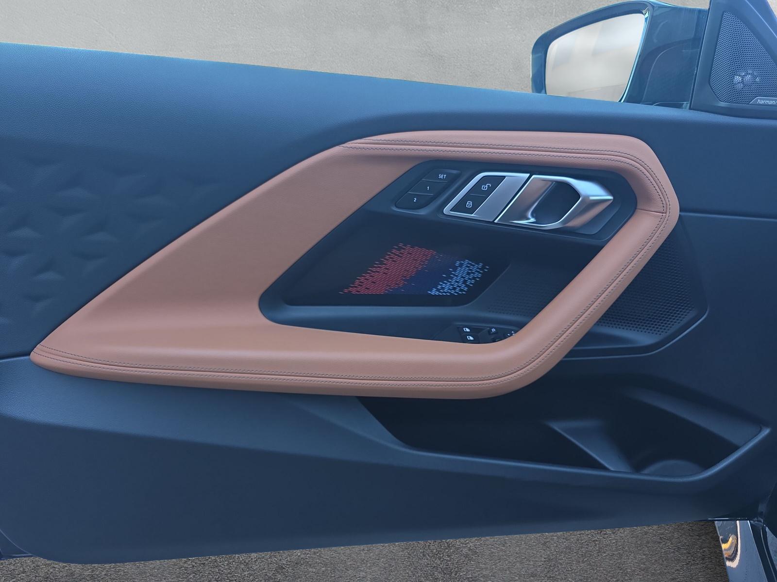 BMW M240i xDrive Coupé-image-21