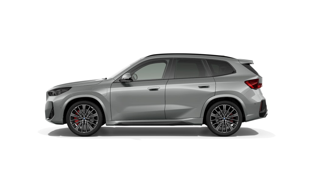 BMW X1 30e xDrive M Sport Pro (CH) AHK ** Spacesilber métallisé ** 📍-image-2