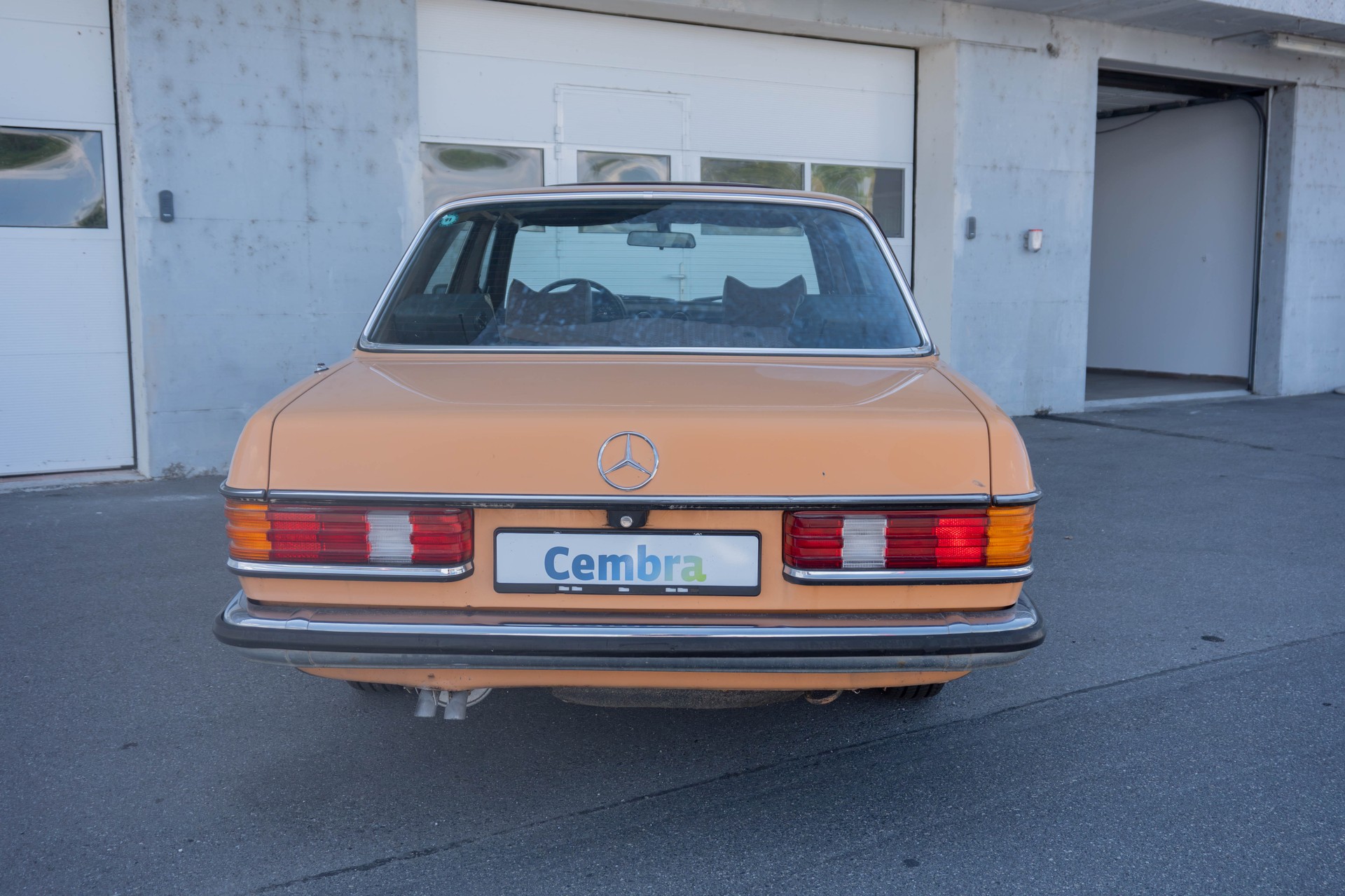 MERCEDES-BENZ 280 E Automatic-image-2