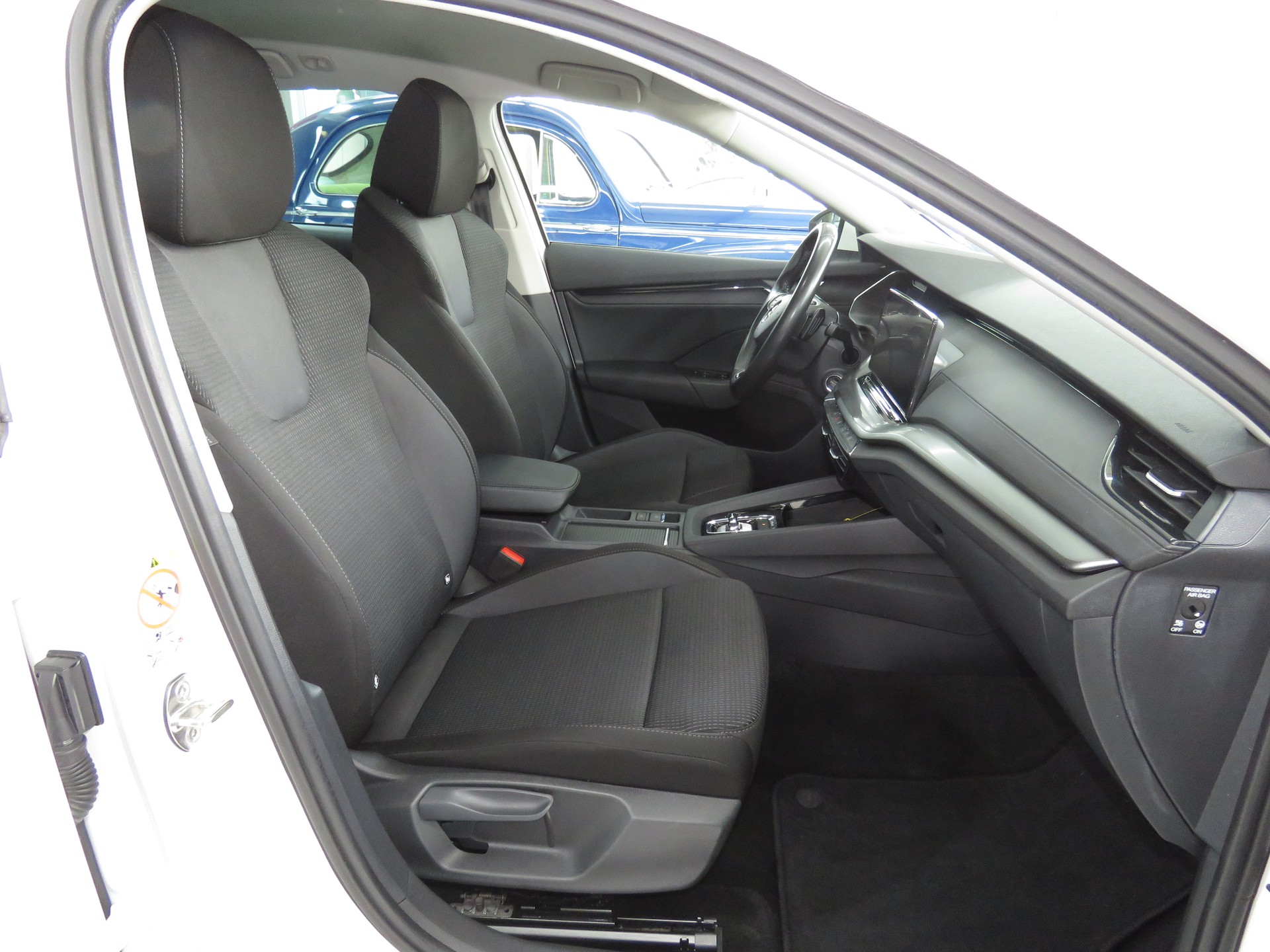 SKODA Octavia Combi 2.0 TDI DSG Ambition 4x4 (Automat, AHK 2.0 t)-image-13