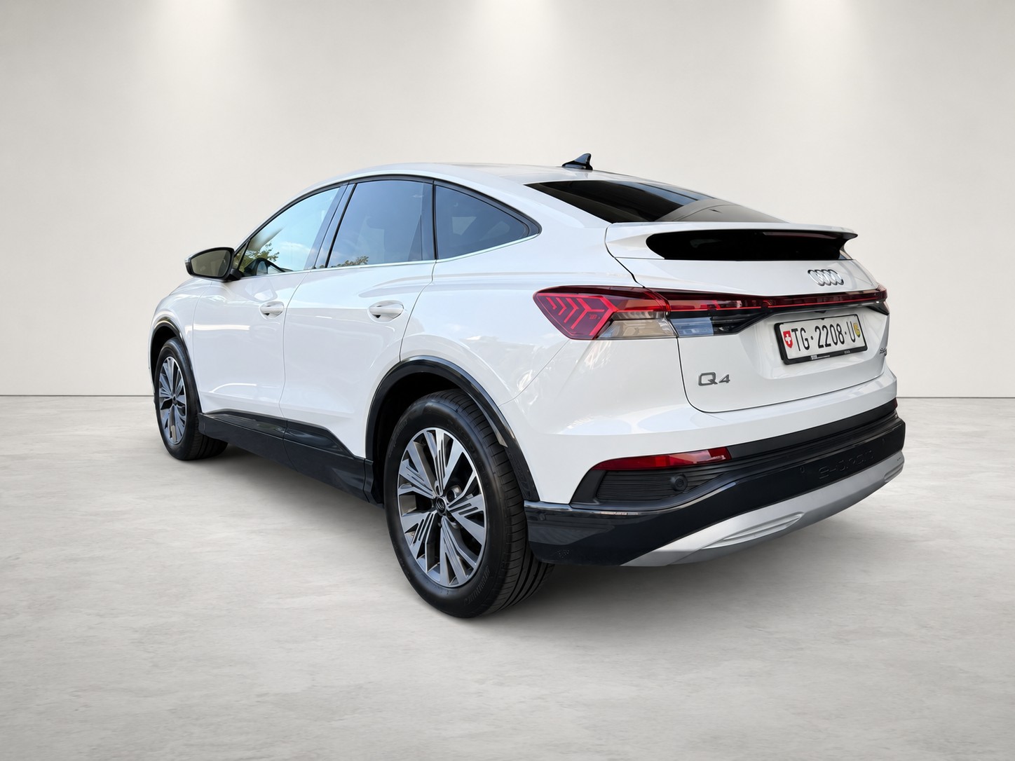 AUDI Q4 Sportback e-tron 50 quattro-image-1