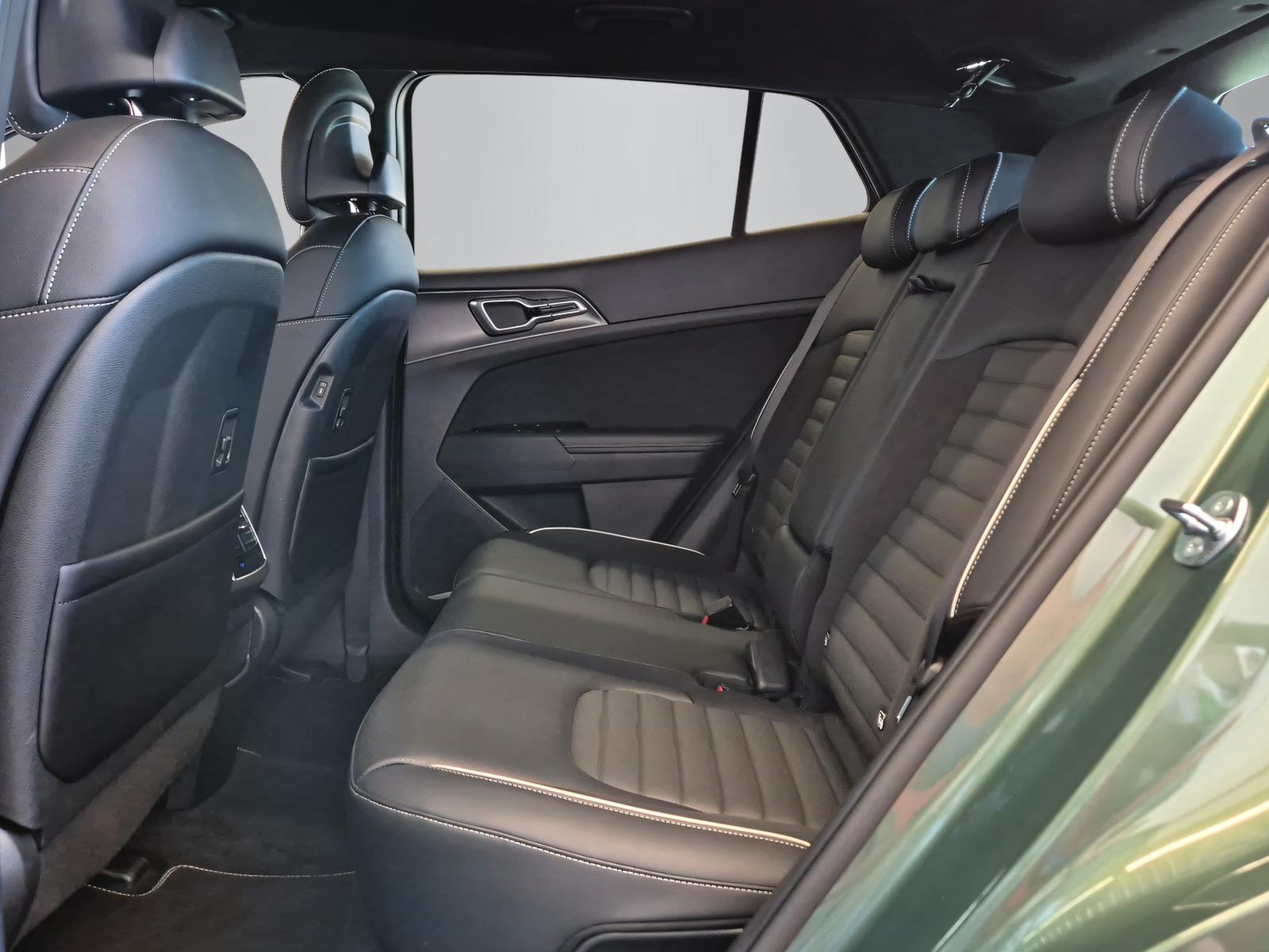 KIA Sportage 1.6 T-GDi PHEV GT-Line-image-9