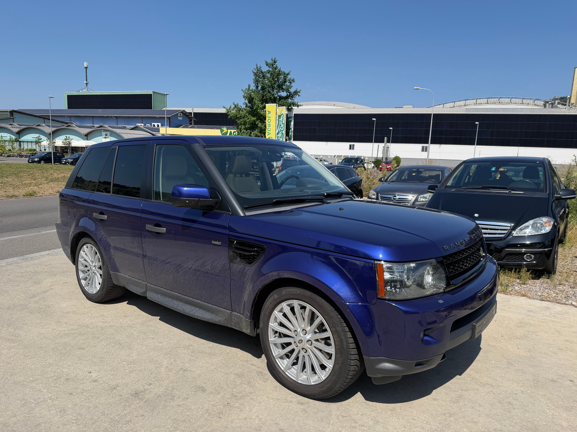 LAND ROVER Range Rover Sport 3.0 TDV6 HSE Automatic-image-0