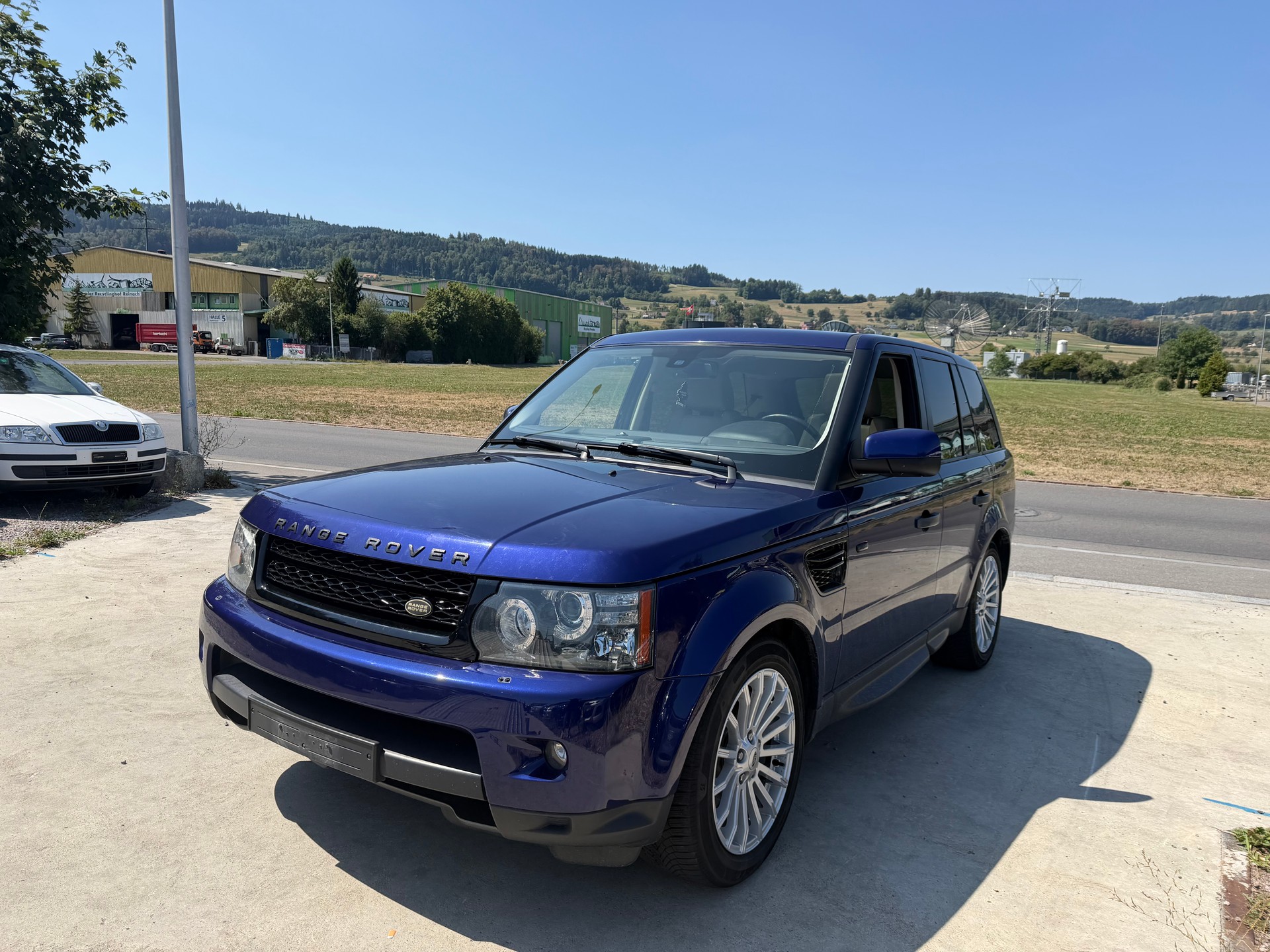 LAND ROVER Range Rover Sport 3.0 TDV6 HSE Automatic-image-2