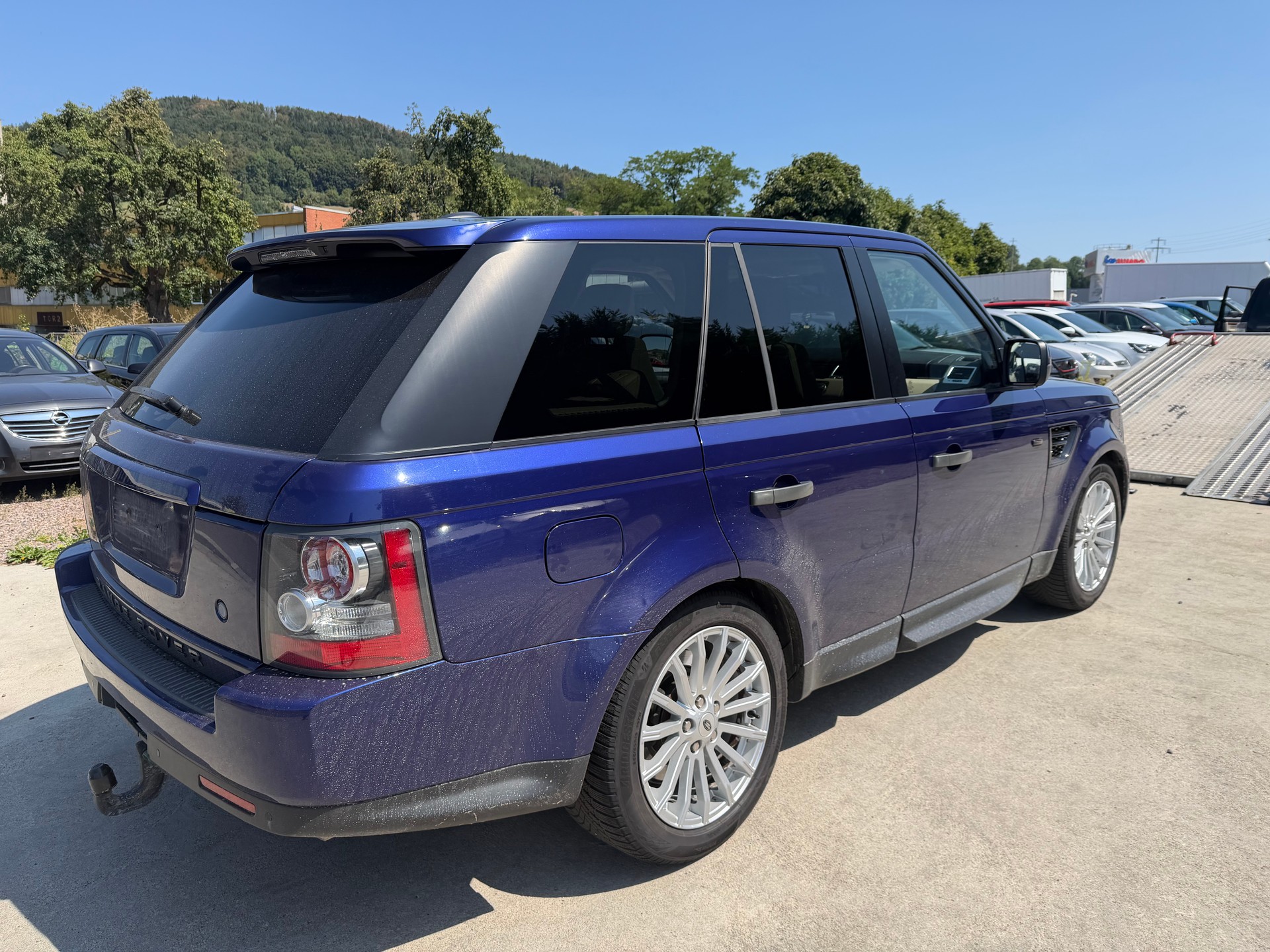 LAND ROVER Range Rover Sport 3.0 TDV6 HSE Automatic-image-3