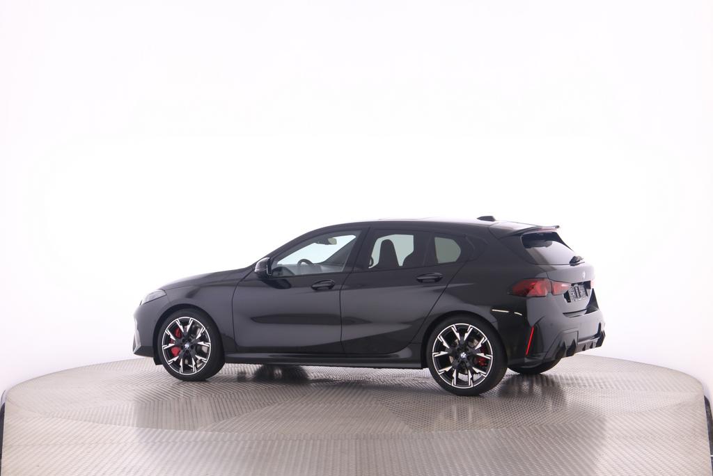 BMW 120i-image-3