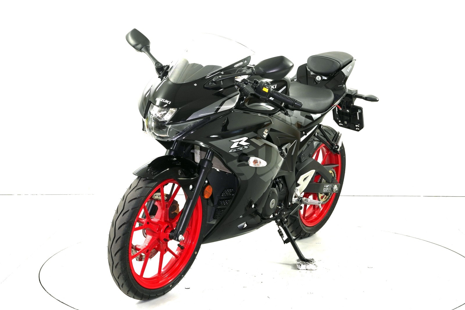 SUZUKI GSX-R 125-showroom-element-2