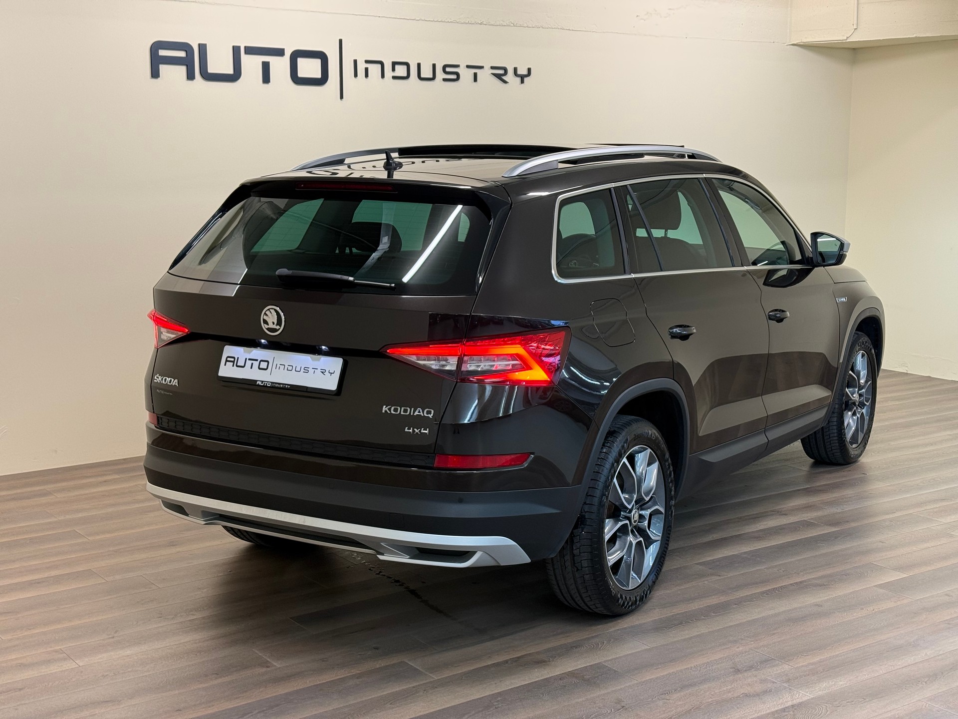 SKODA Kodiaq 2.0 TSI Scout DSG 4x4-image-2